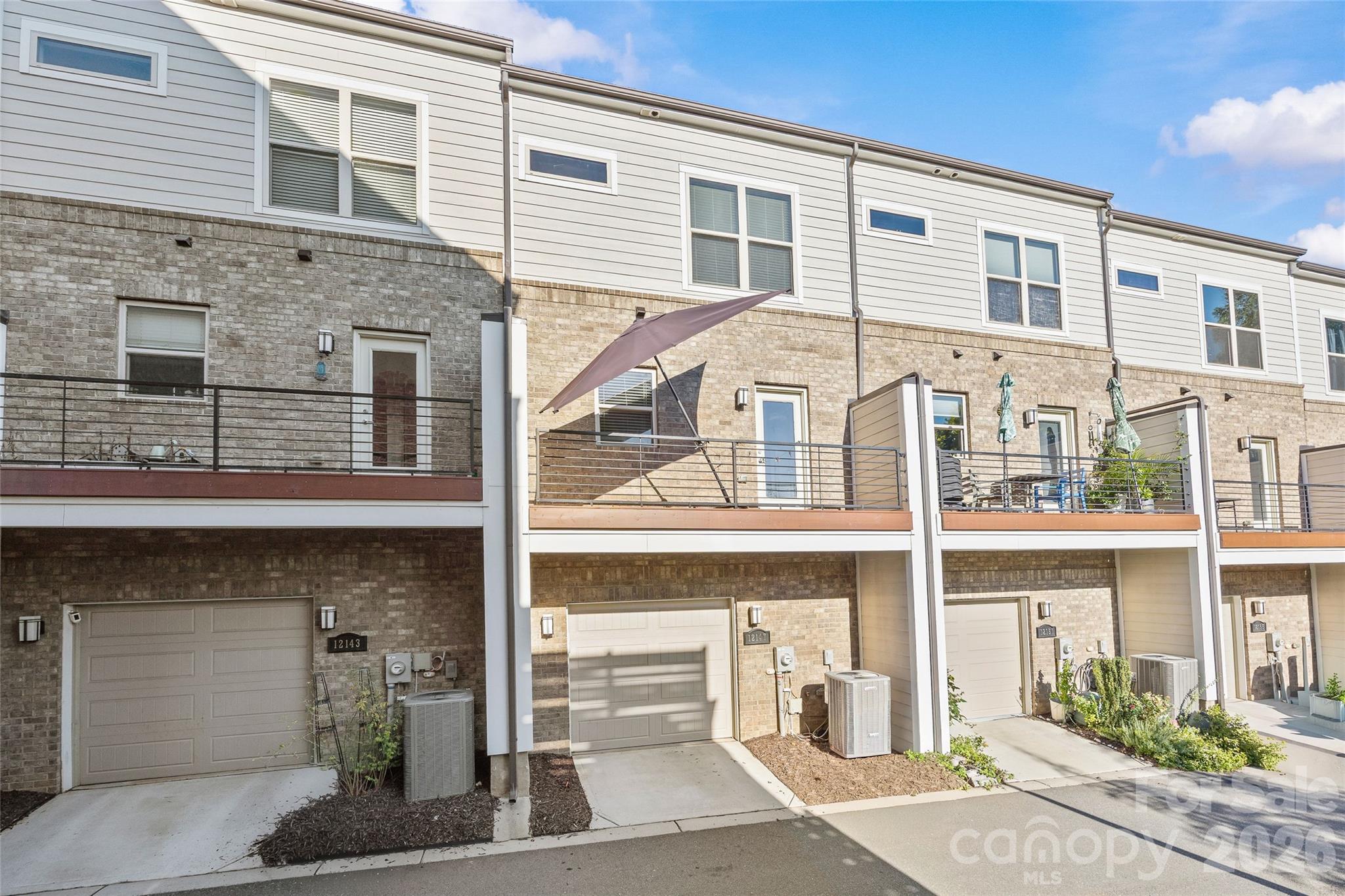 Townhouse at 12147 Brooklyn Avenue, Charlotte, photo 46 of 47