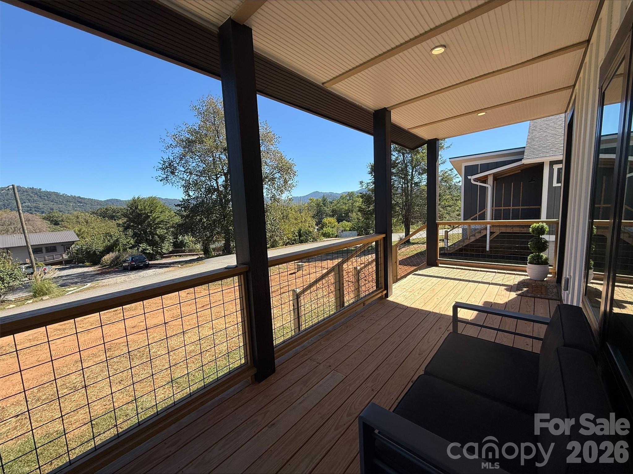 Spacious covered front porch - 3 Locust Street, Asheville