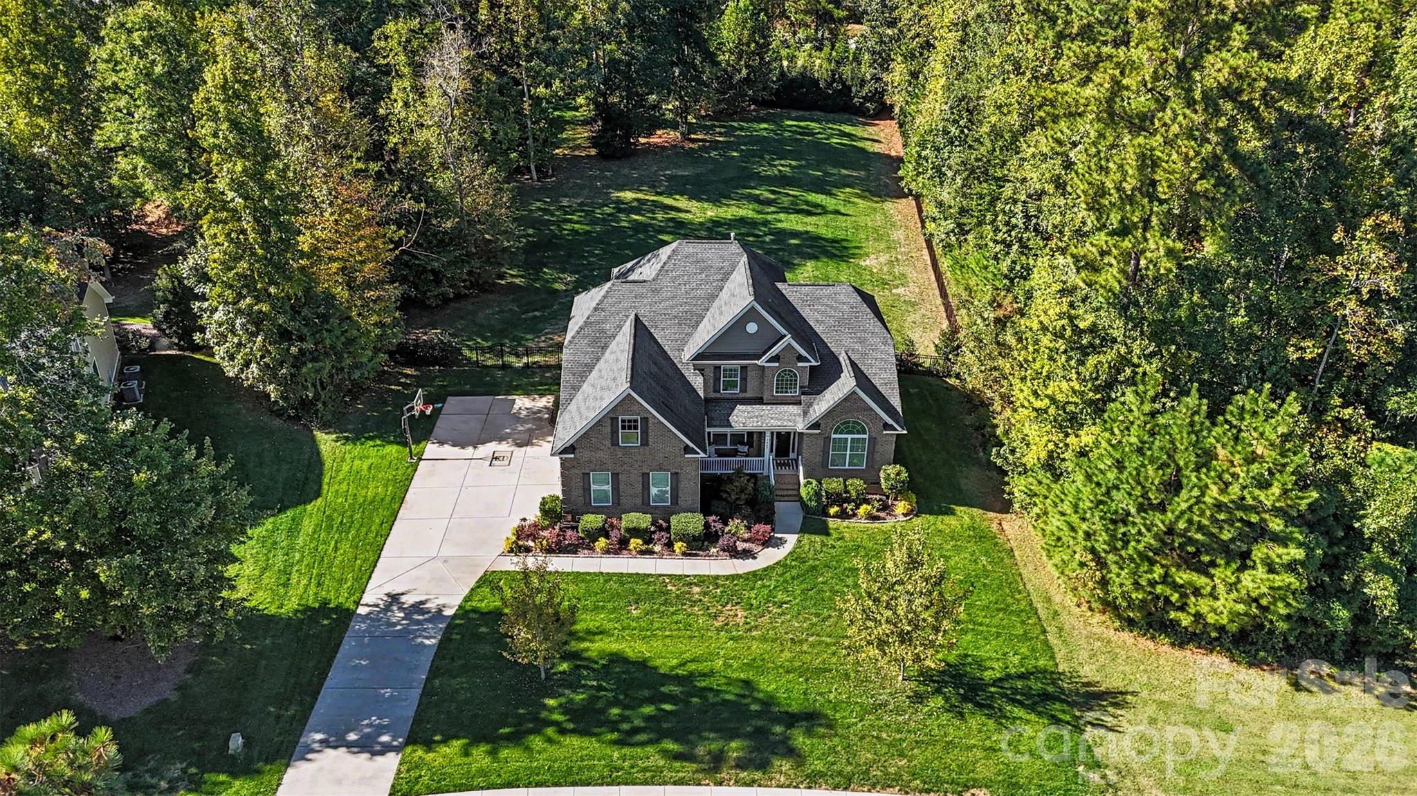 Single Family Residence at 3065 Foggy Hollow Lane, Clover, photo 5 of 44