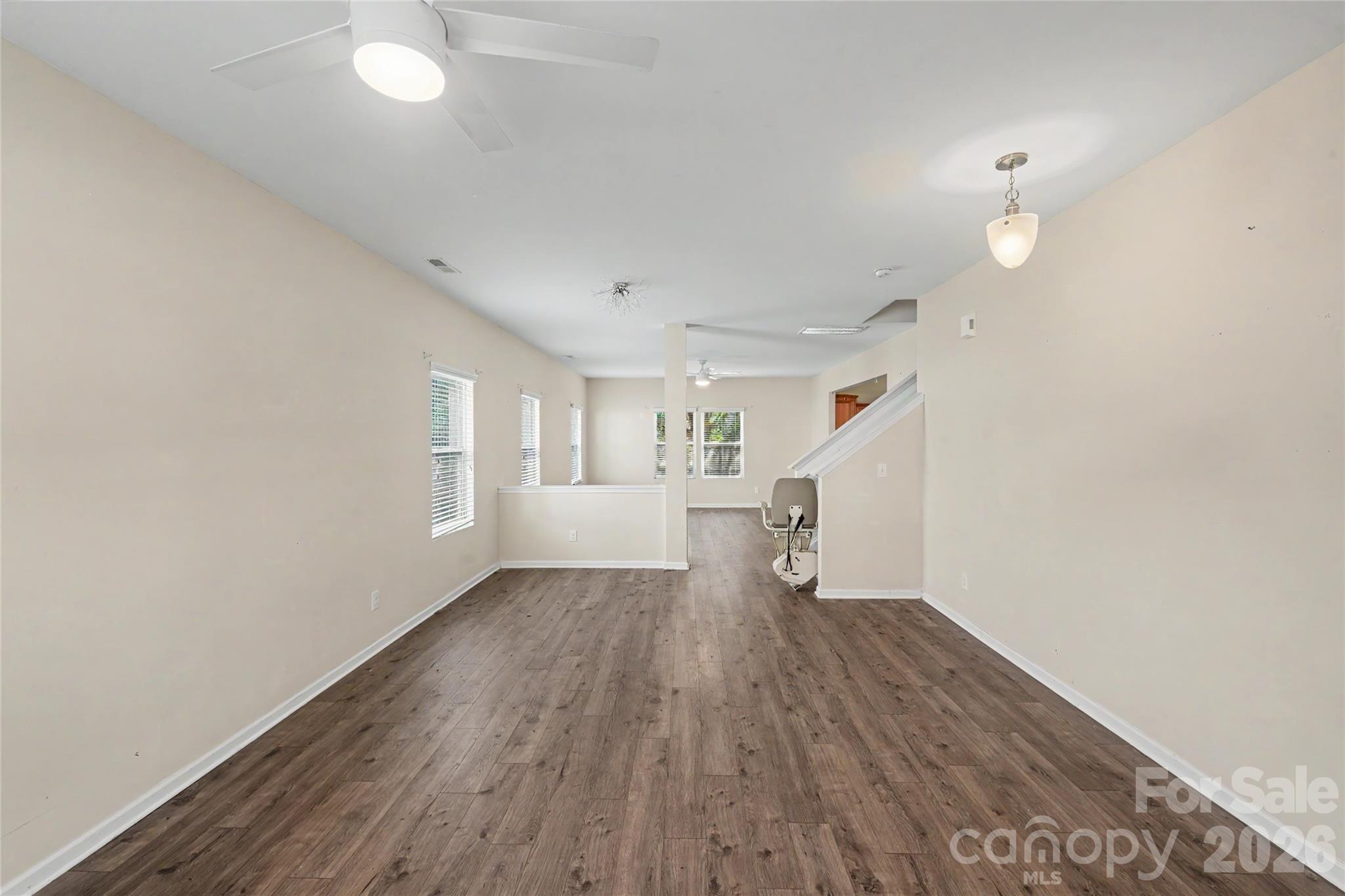 Single Family Residence at 460 Dutch White Drive, Clover, photo 10 of 37