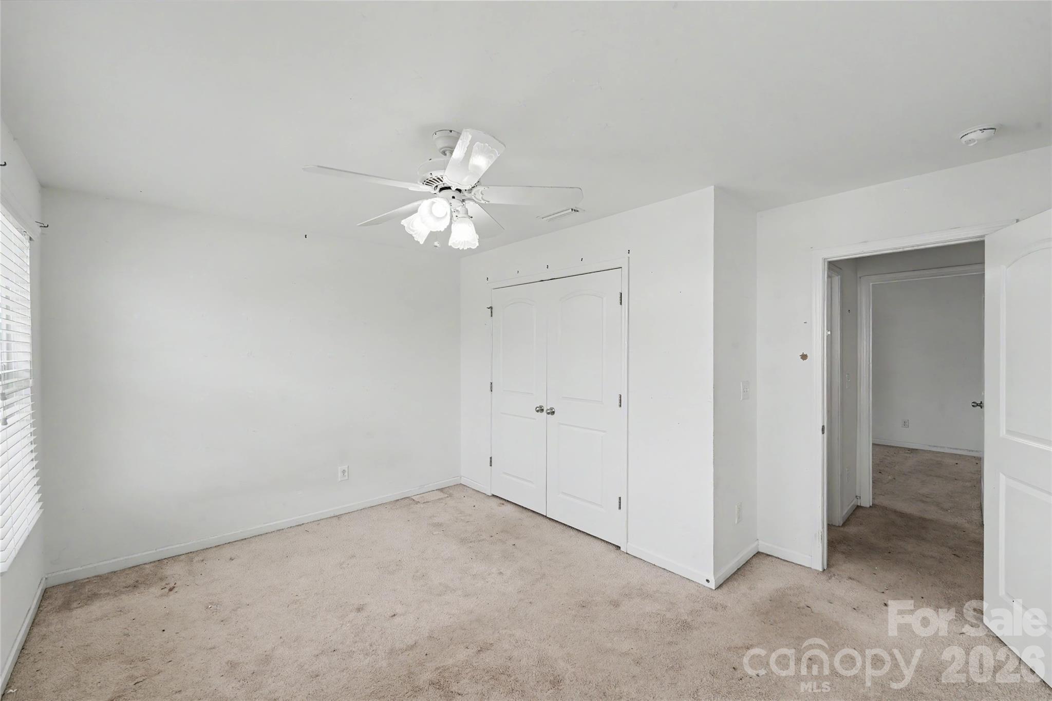 Single Family Residence at 460 Dutch White Drive, Clover, photo 22 of 37
