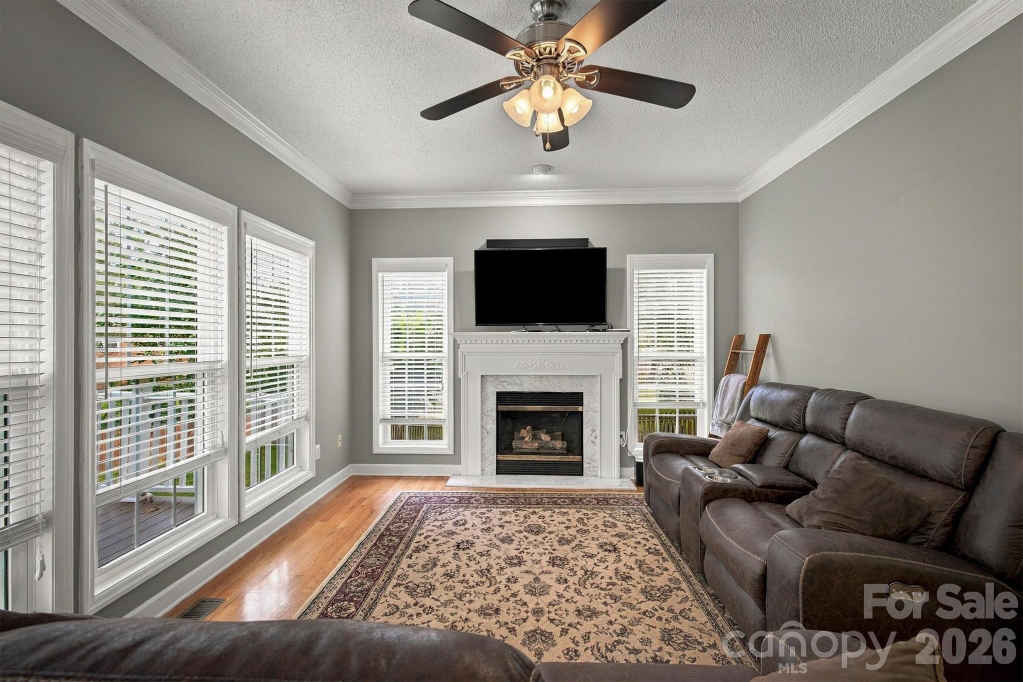Single Family Residence at 2183 13th Street Court NE, Hickory, photo 5 of 40