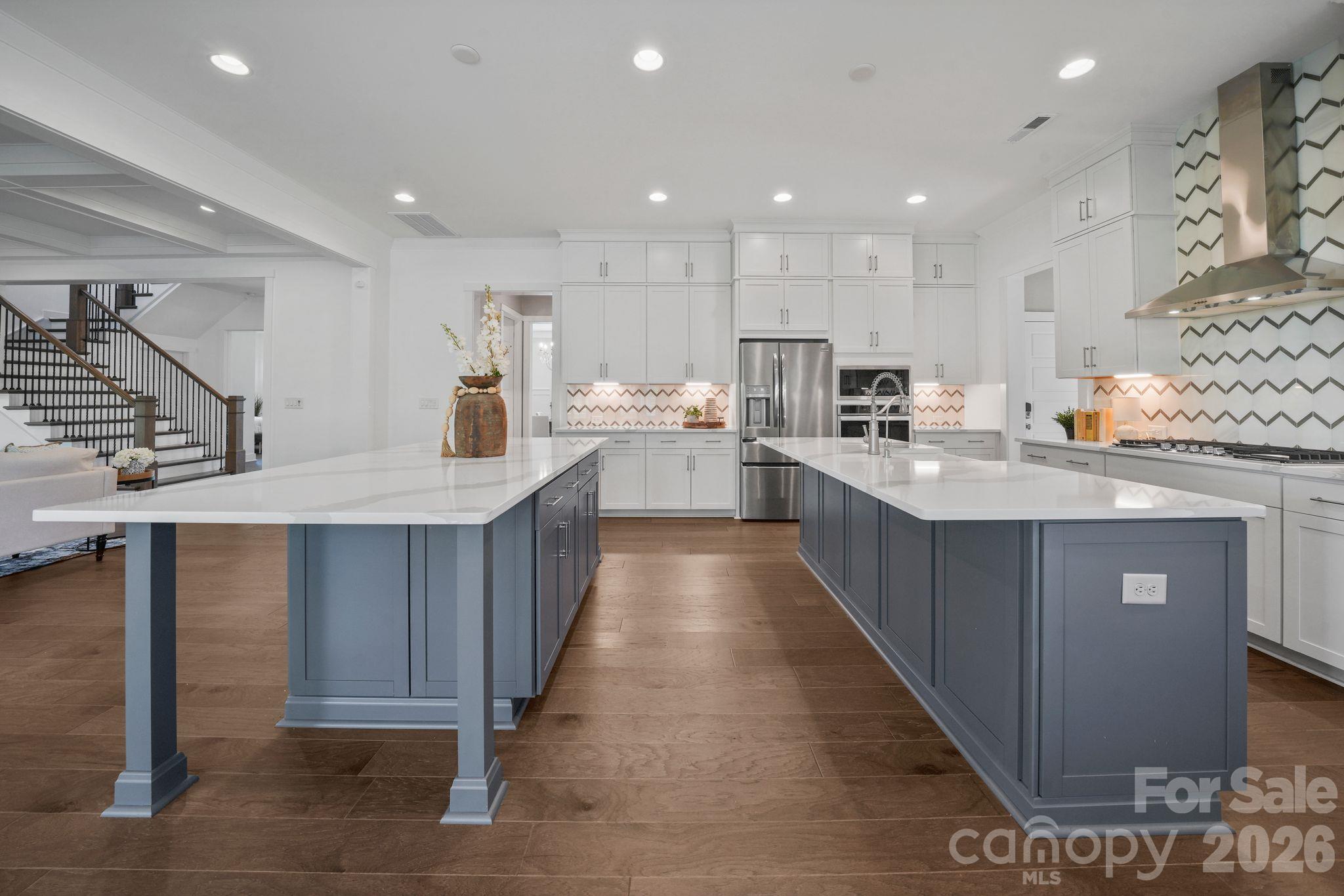 Single Family Residence at 14104 Hollins Grove Avenue, Huntersville, photo 15 of 46