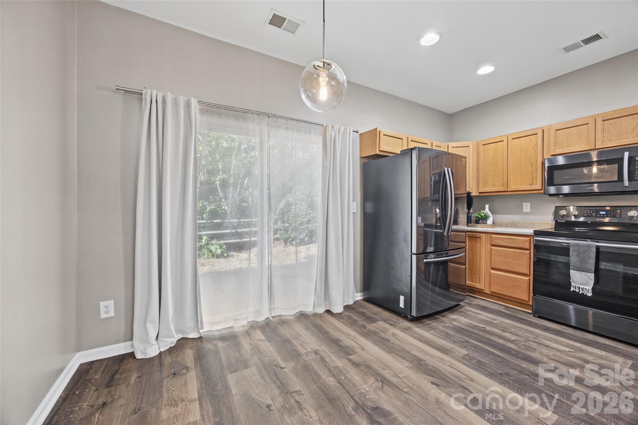 Townhouse at 487 Delta Drive, Fort Mill, photo 12 of 29