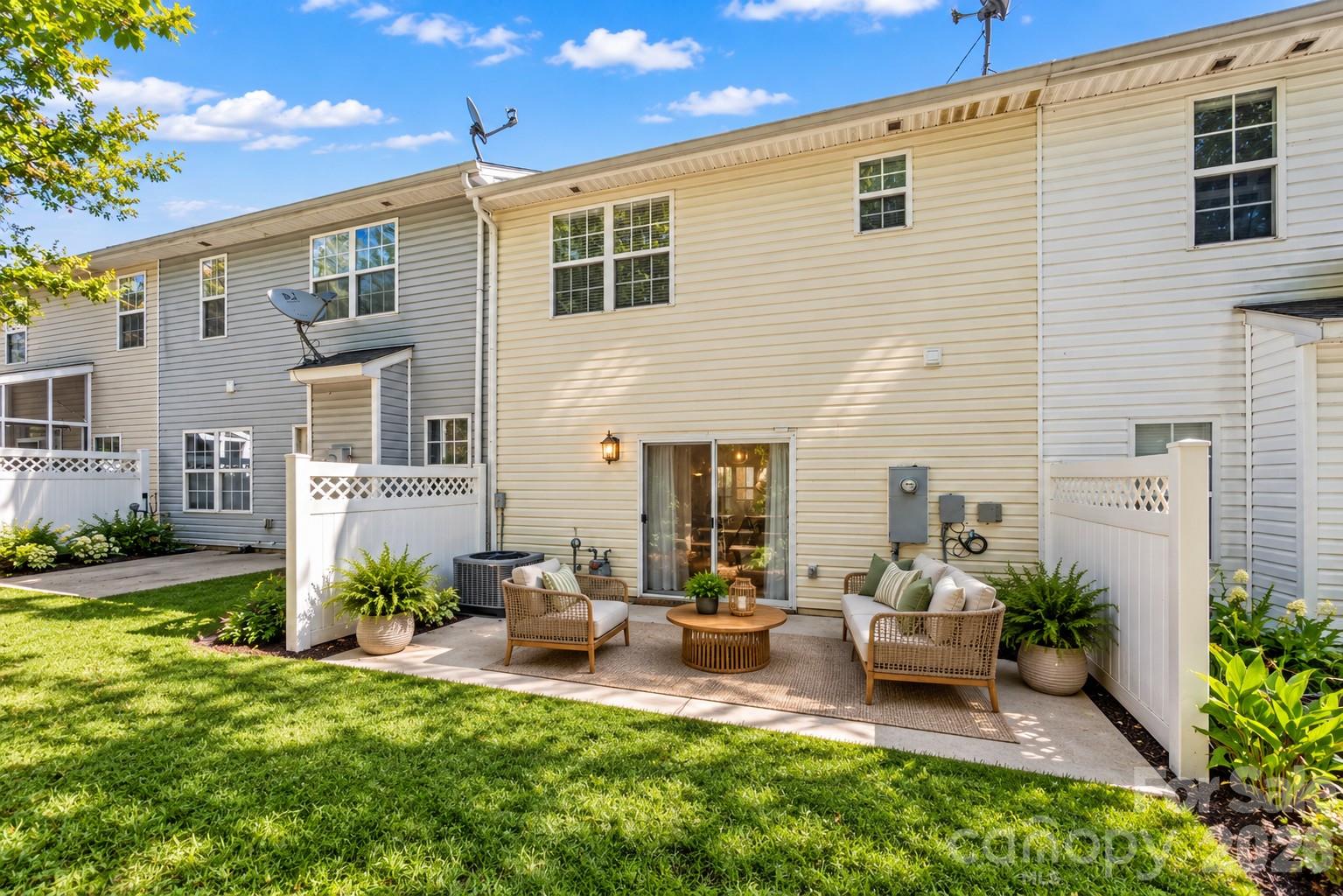 Virtual Staging - 487 Delta Drive, Fort Mill