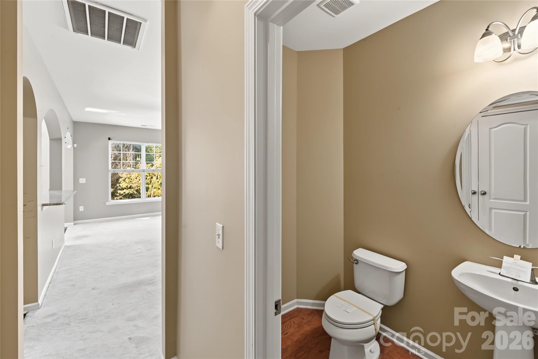 Single Family Residence at 9738 Loughlin Lane, Charlotte, photo 14 of 42