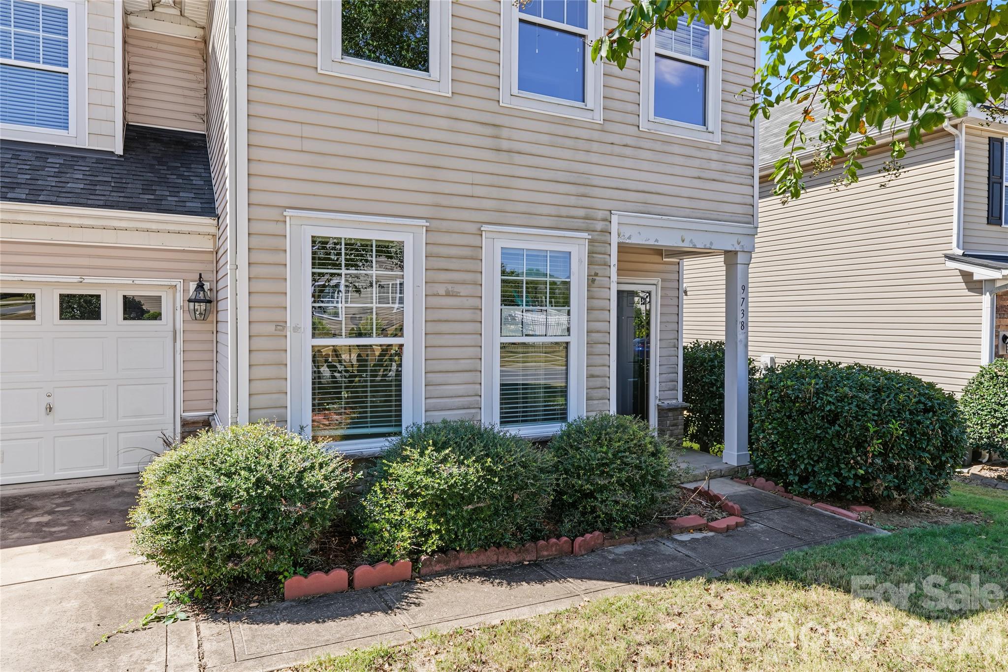 Single Family Residence at 9738 Loughlin Lane, Charlotte, photo 40 of 42