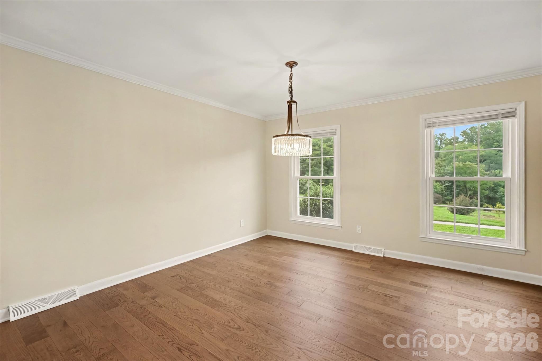 Single Family Residence at 304 Gregory Road, Statesville, photo 9 of 35