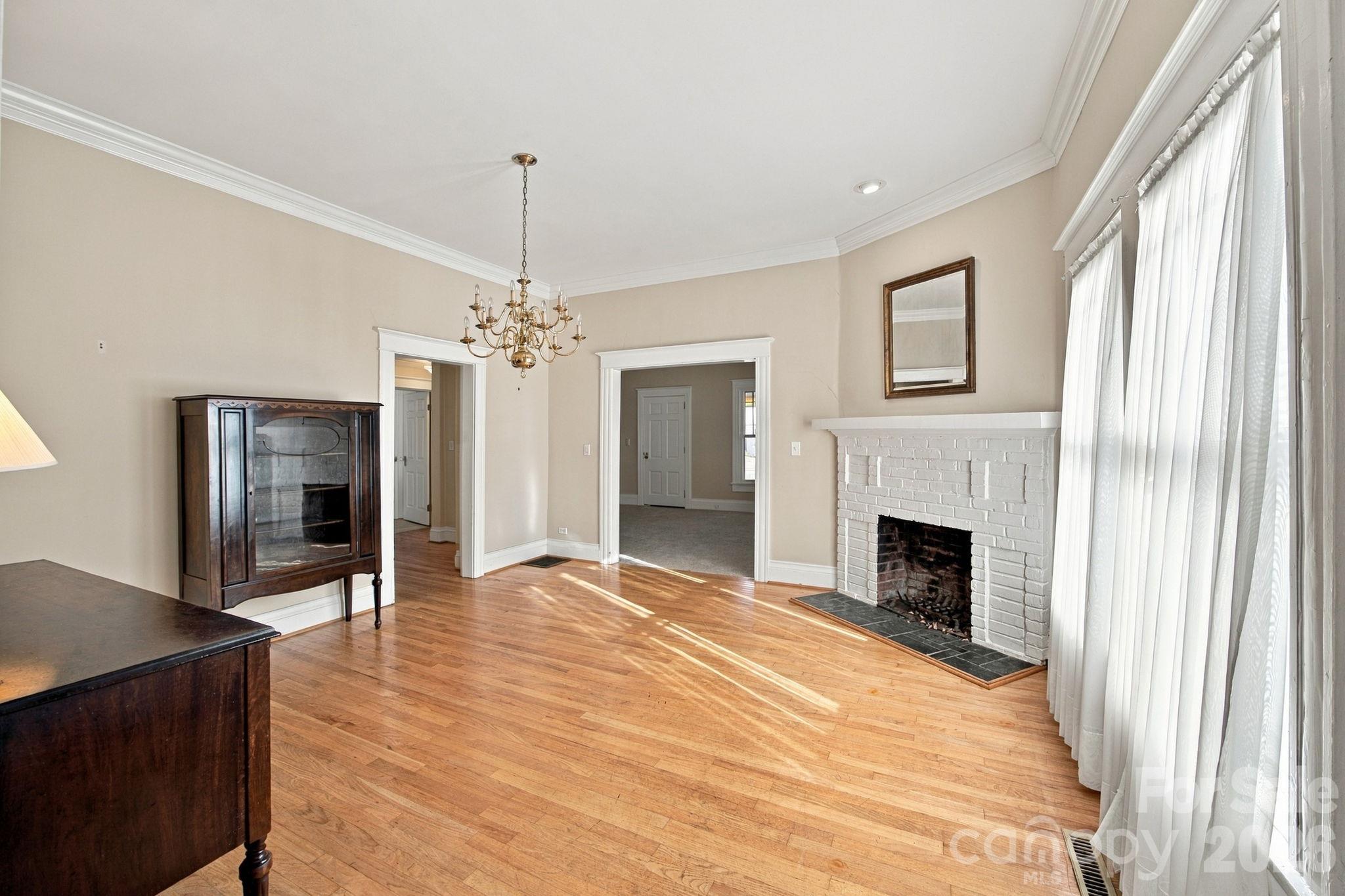 Single Family Residence at 301 8th Street, Newton, photo 9 of 24
