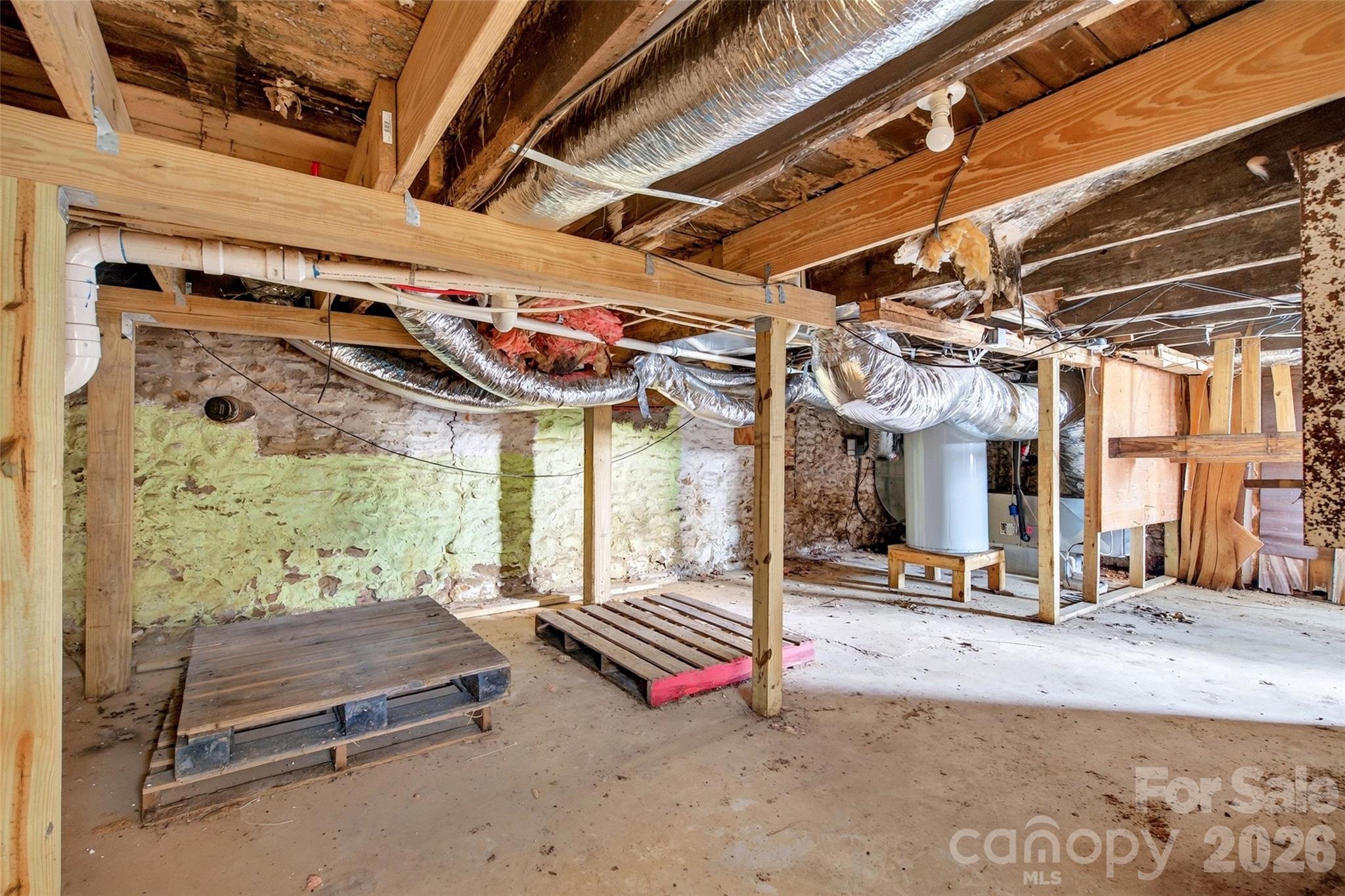 Inside garage. - 432 & 422 E Main Street, Old Fort