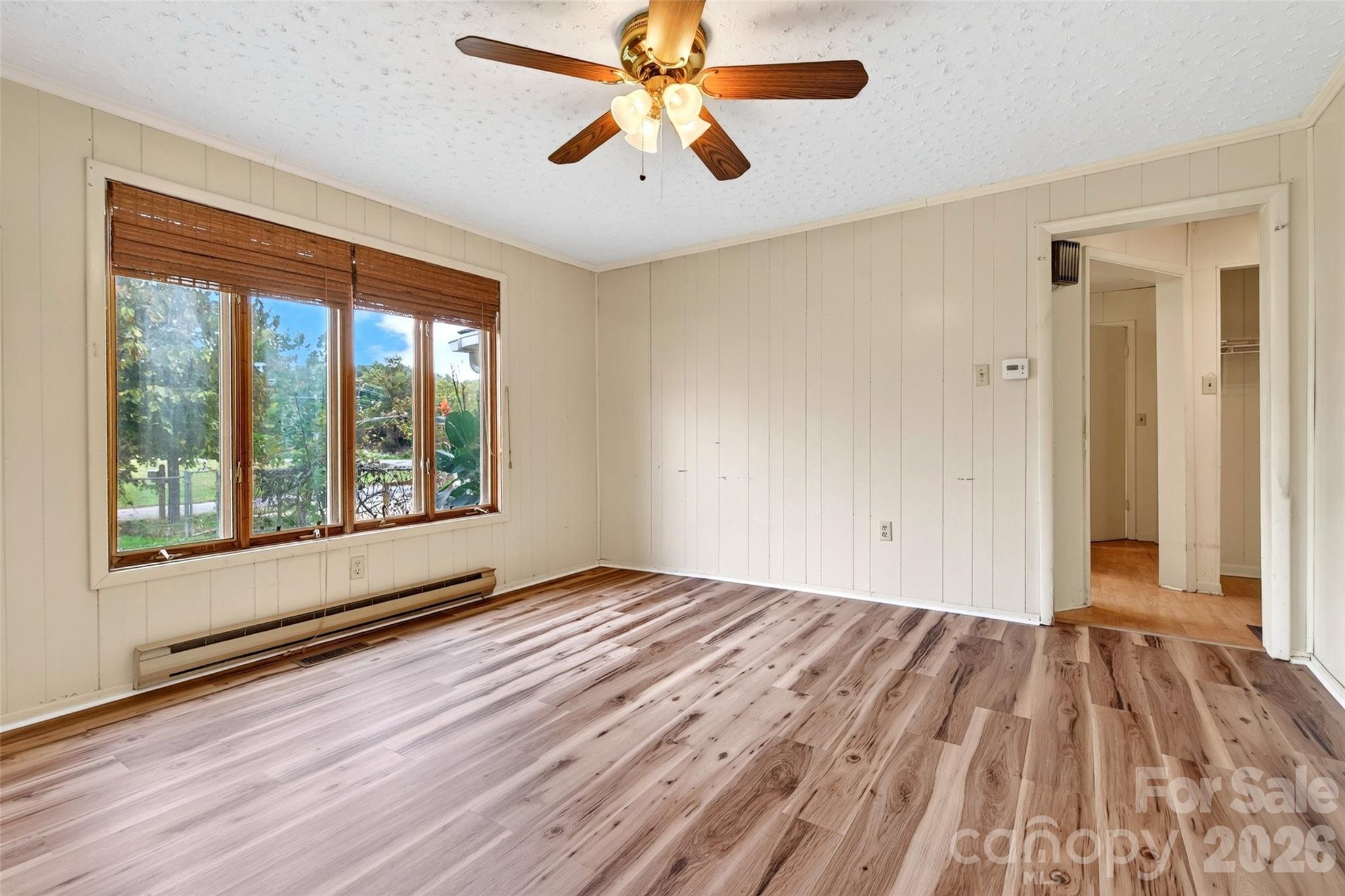 Open space. - 432 & 422 E Main Street, Old Fort