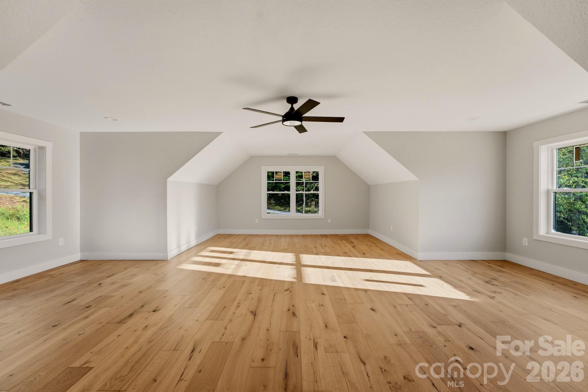 Bonus Room - 431 Tahlfield Road, Sylva