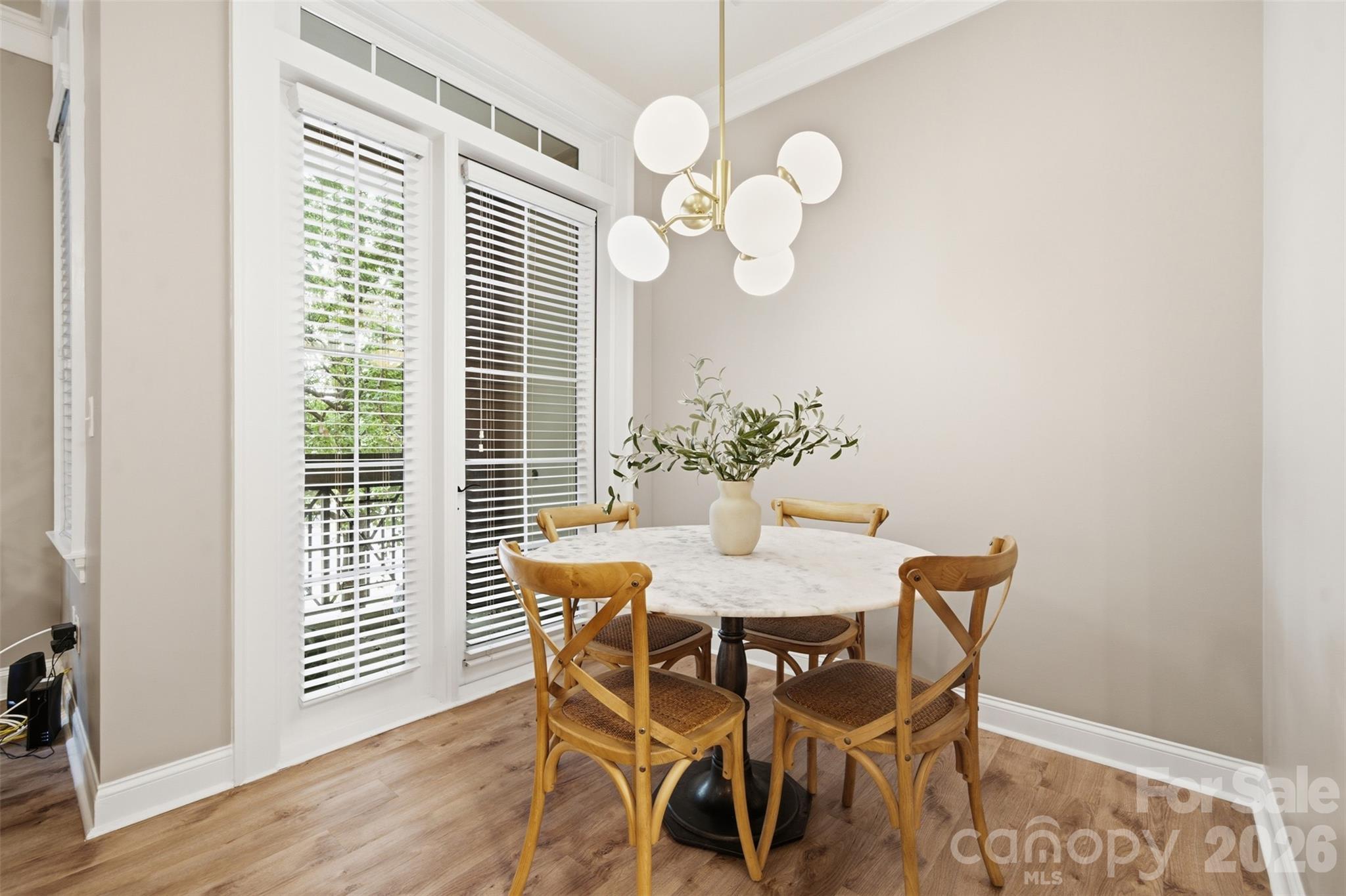 Condominium at 2810 Selwyn Avenue, Charlotte, photo 9 of 28