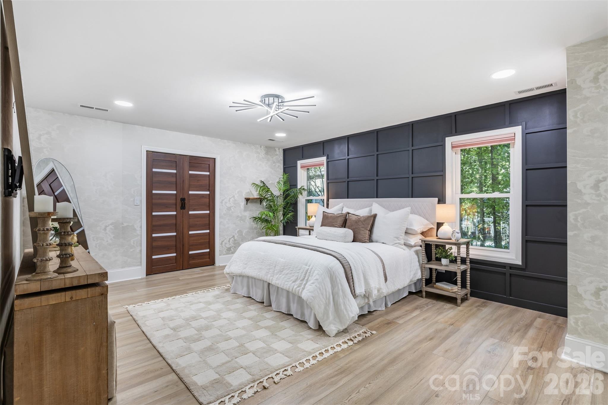 A restful retreat especially with a split bedroom plan - 16 Tanglewood Road, Lake Wylie