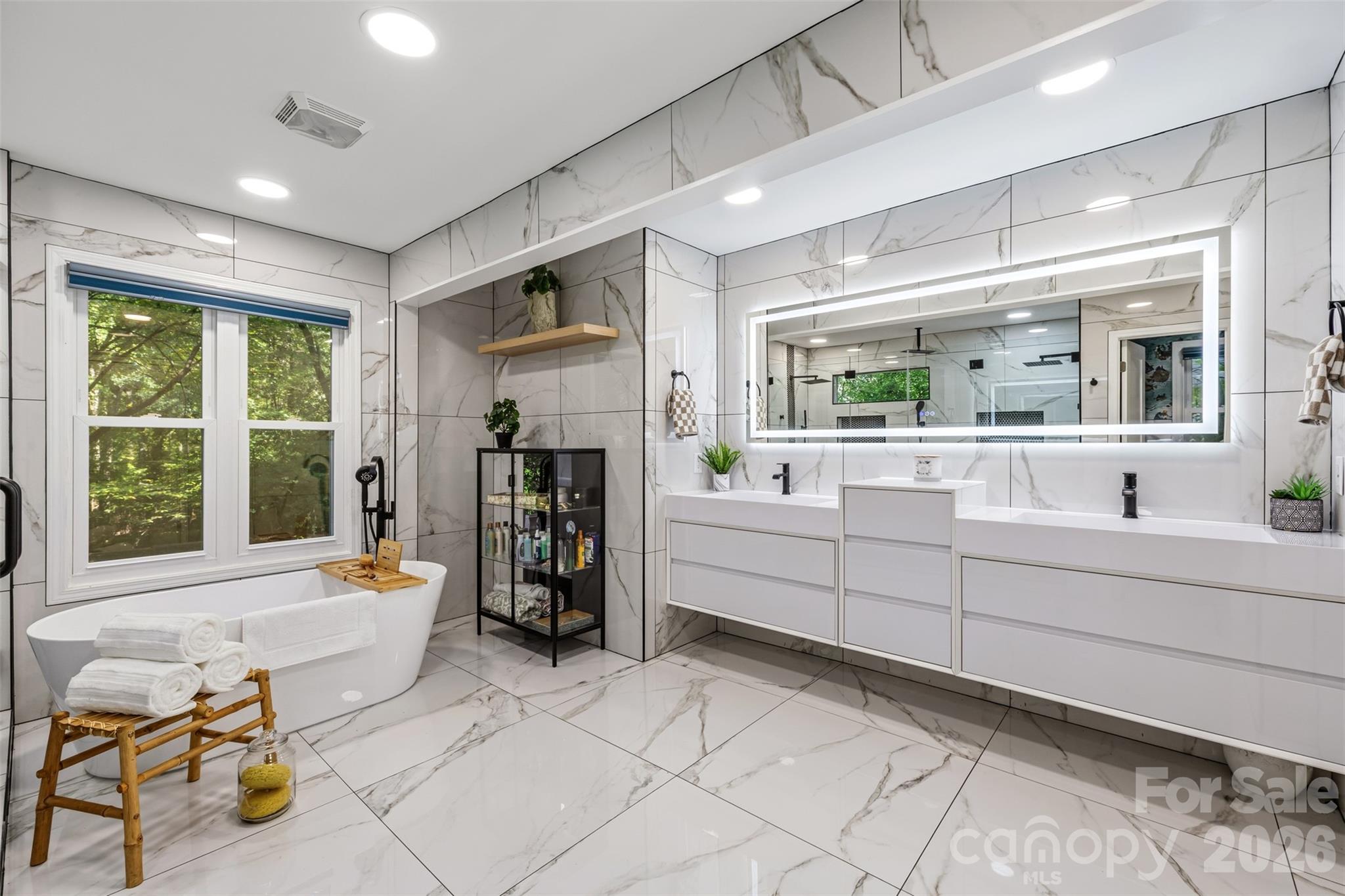 Spa like modern bath with tons of vanity storage & gorgeous soaking tub - 16 Tanglewood Road, Lake Wylie