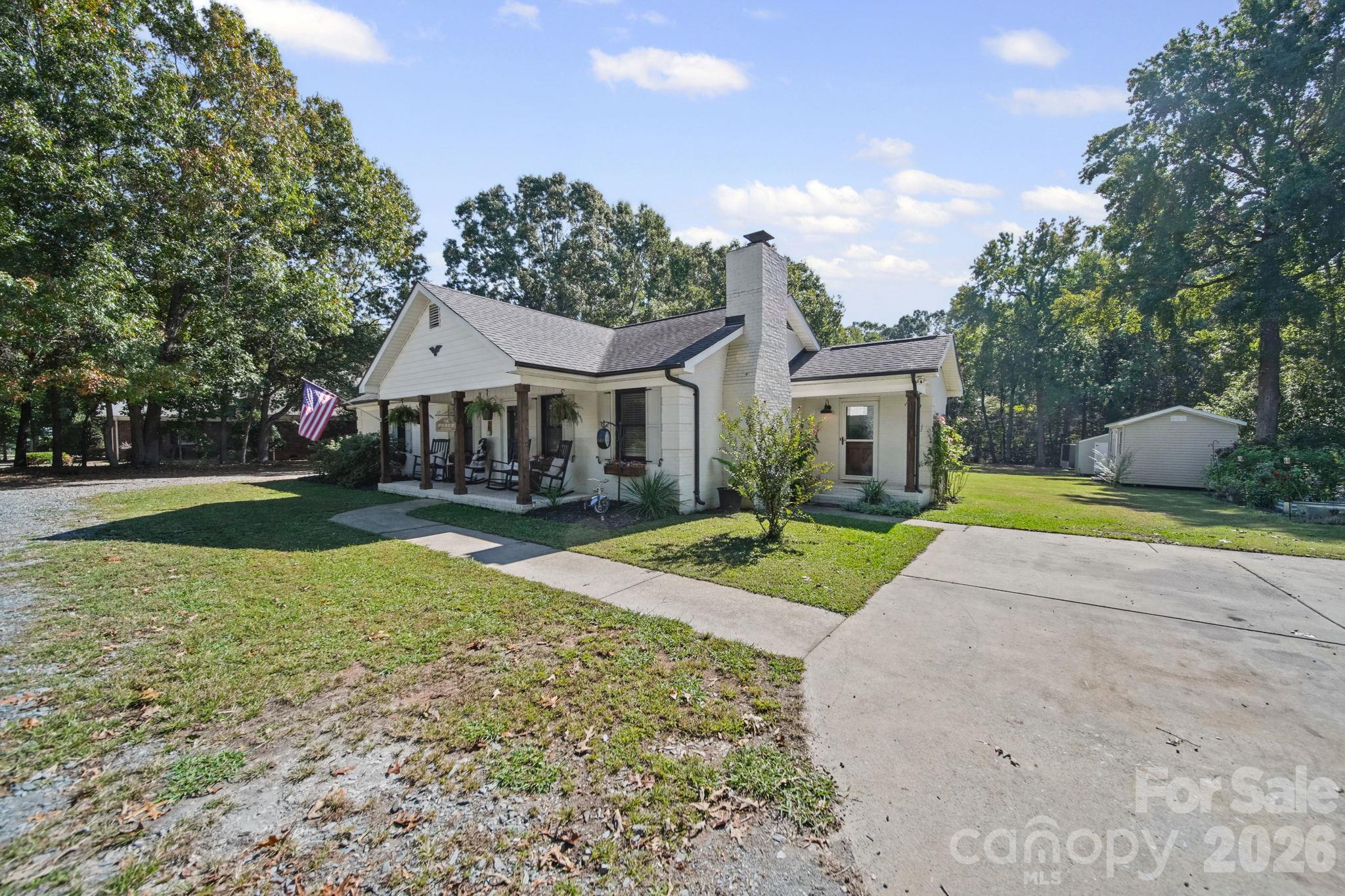 Single Family Residence at 4708 Asbury Road, Monroe, photo 3 of 41
