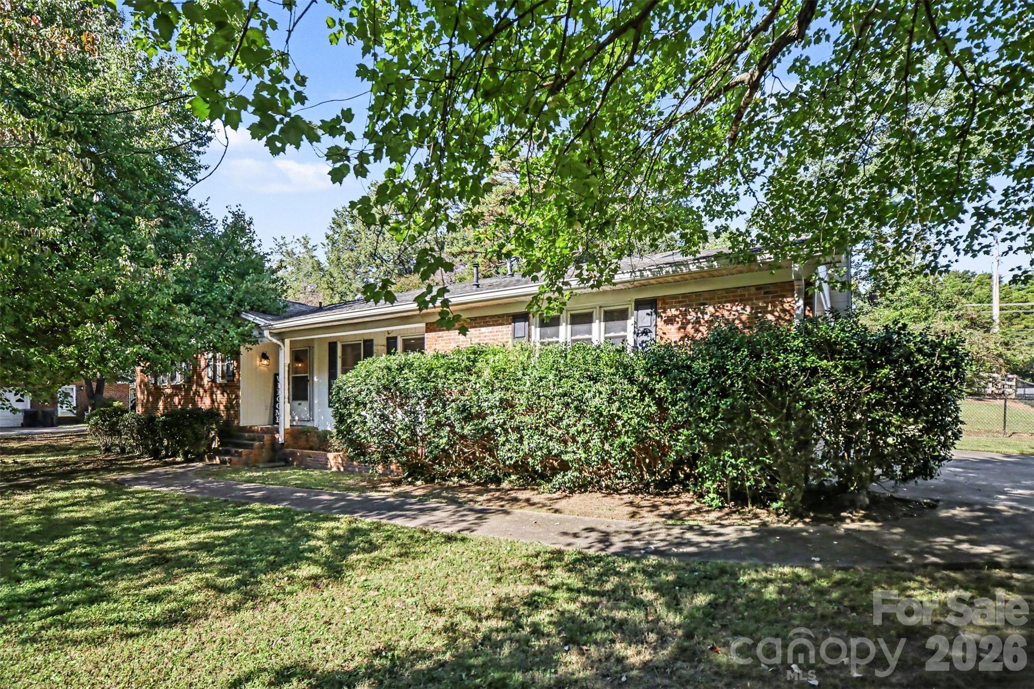 Single Family Residence at 402 Sunset Circle, Dallas, photo 46 of 46