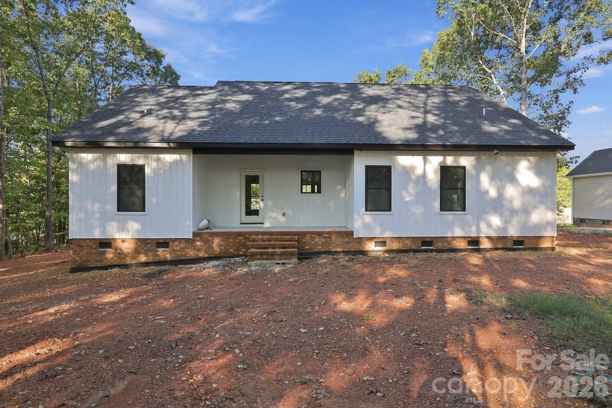 Single Family Residence at 966 Hathcock Glen Drive, Oakboro, photo 4 of 39