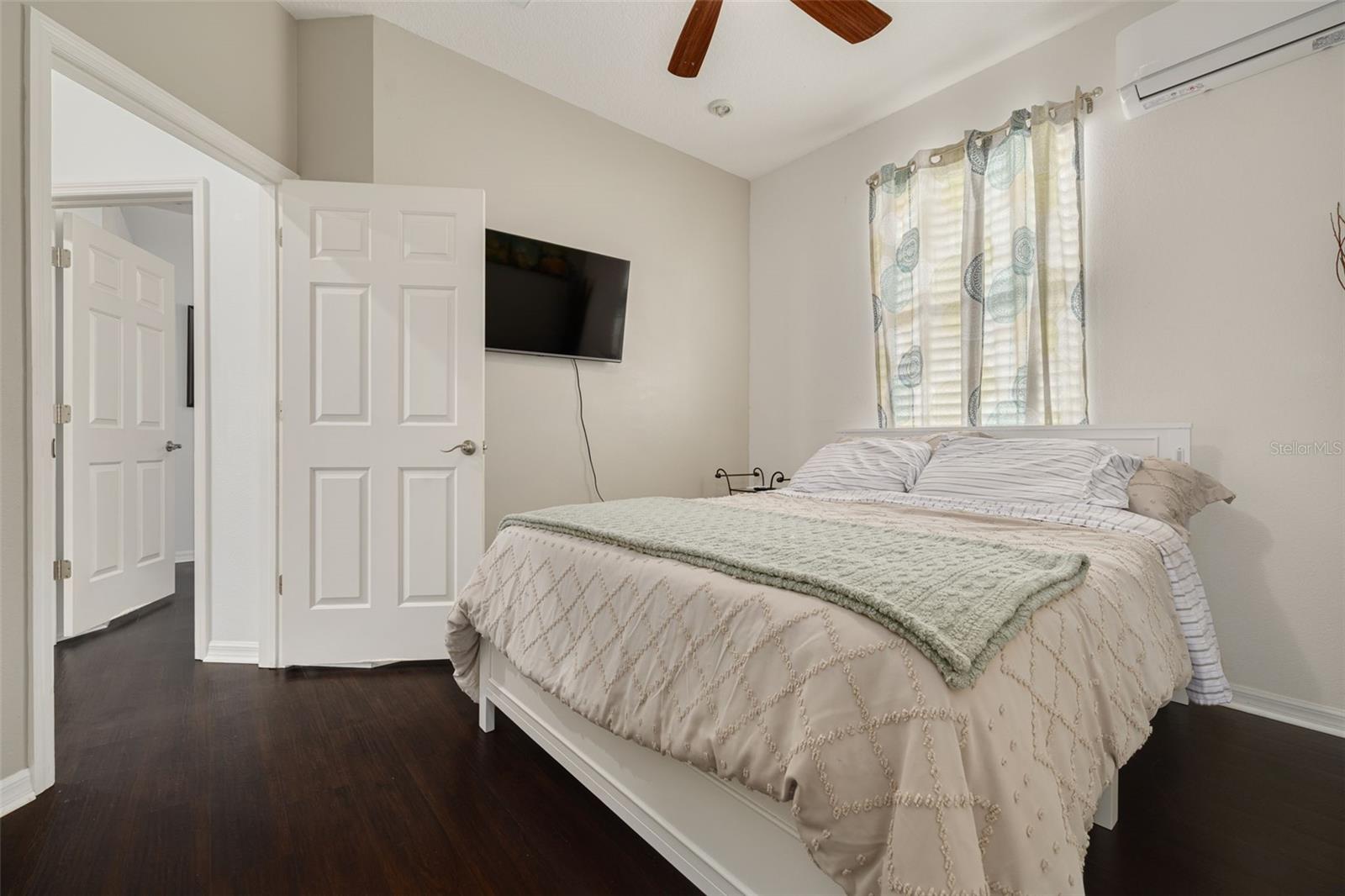 Single Family Residence at 724 SANDY HILLS AVE, TARPON SPRINGS, photo 20 of 38