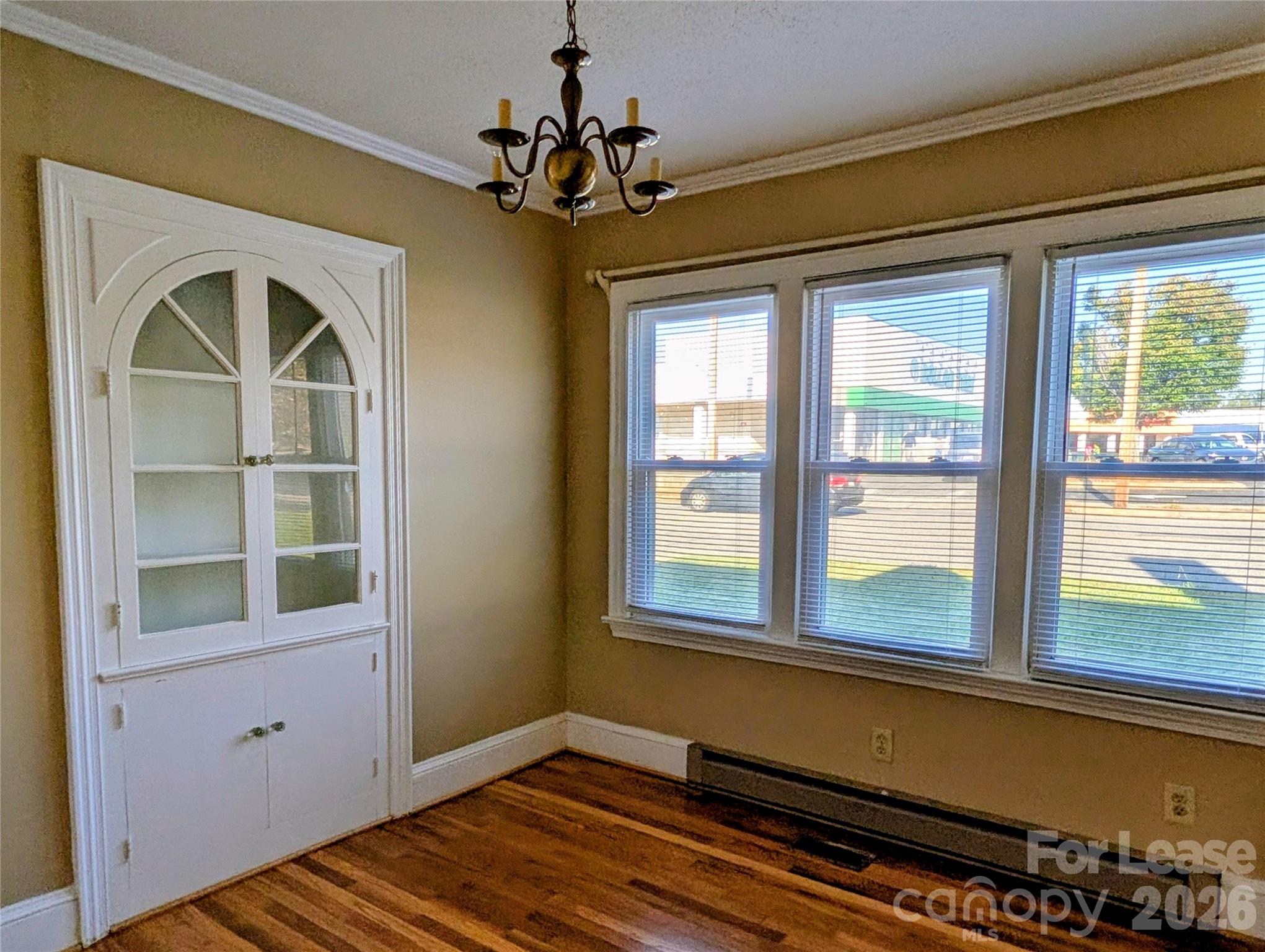 Single Family Residence at 119 Ridgeway Avenue, Statesville, photo 6 of 12