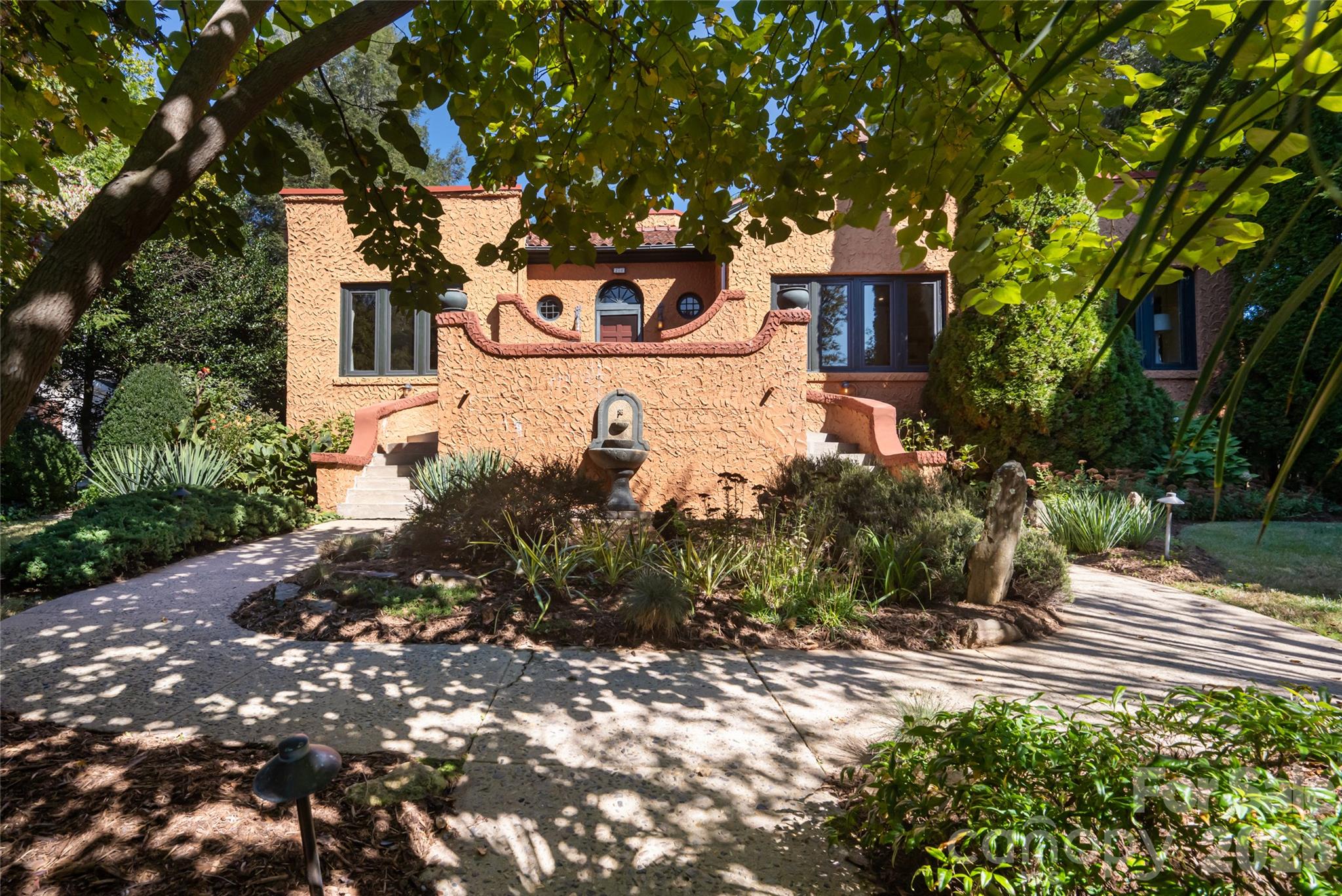 Single Family Residence at 26 Sheridan Road, Asheville, photo 4 of 48