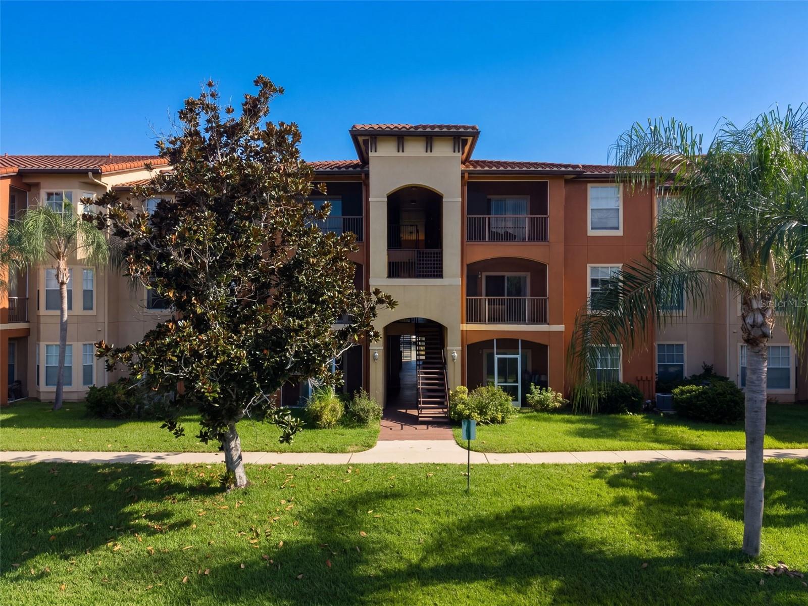 5530 METROWEST BLVD #203