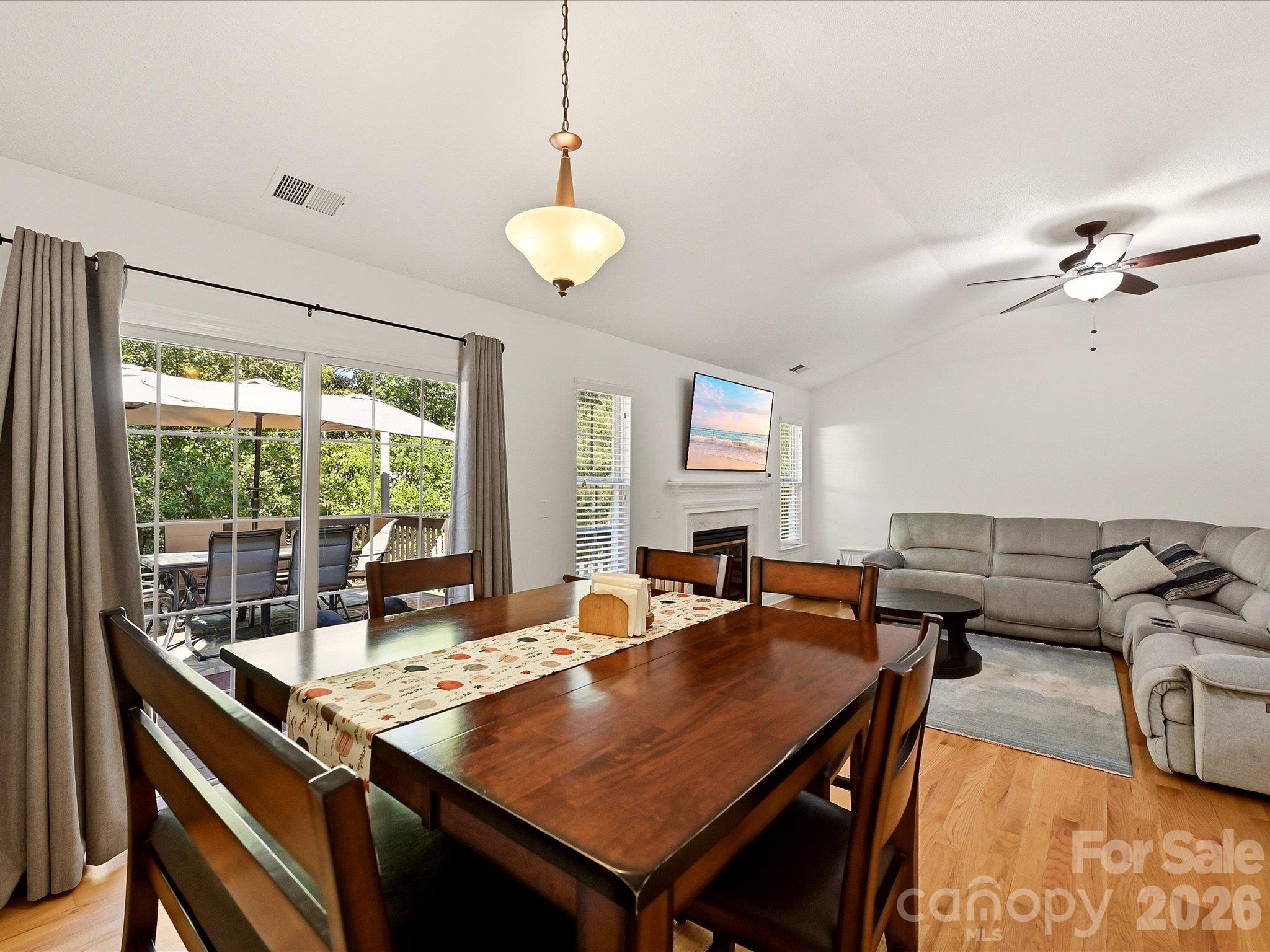 Single Family Residence at 6701 Sweetfield Drive, Charlotte, photo 11 of 29