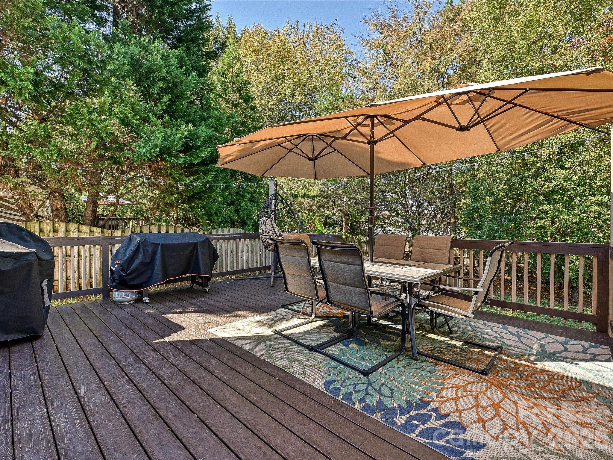 Single Family Residence at 6701 Sweetfield Drive, Charlotte, photo 25 of 29