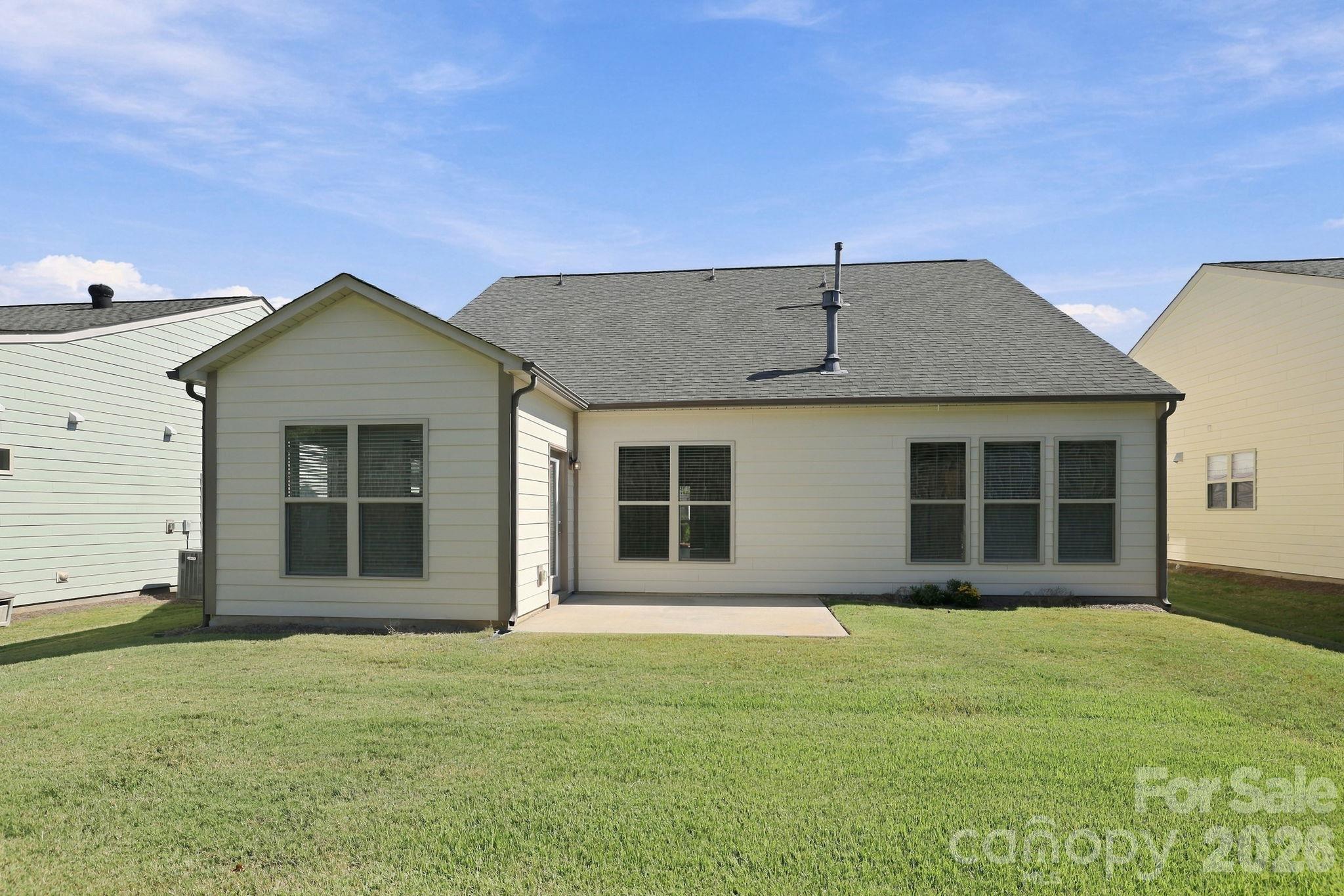 Single Family Residence at 349 Harvest Valley Lane, Fort Mill, photo 30 of 47