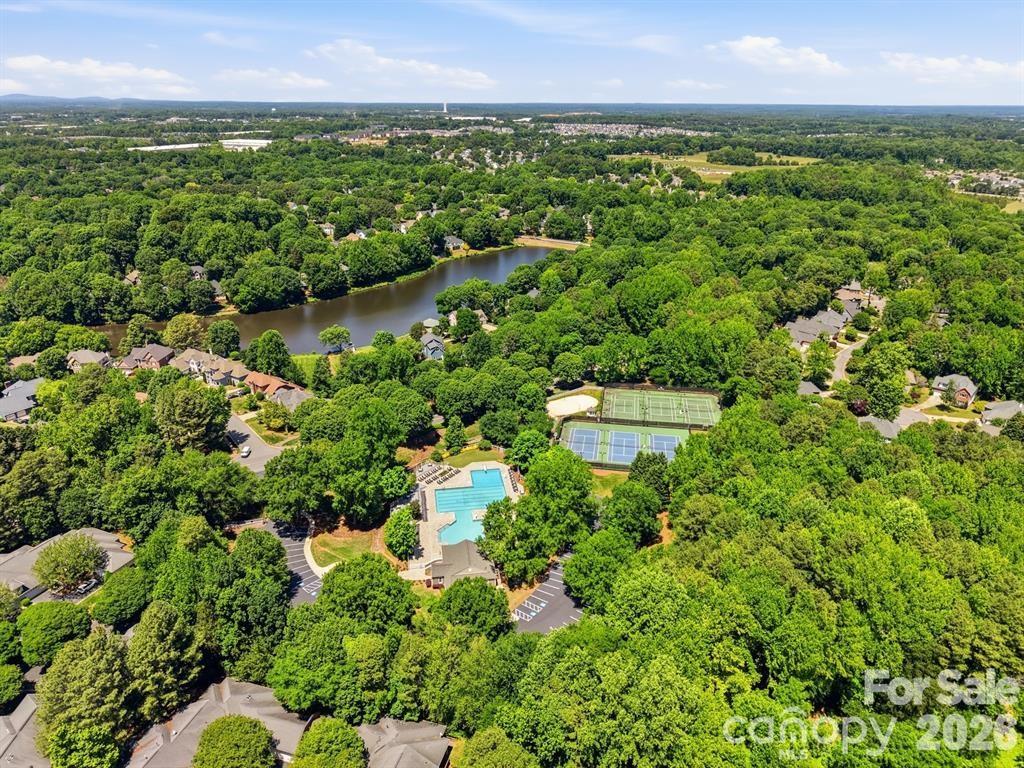 Single Family Residence at 349 Harvest Valley Lane, Fort Mill, photo 40 of 47