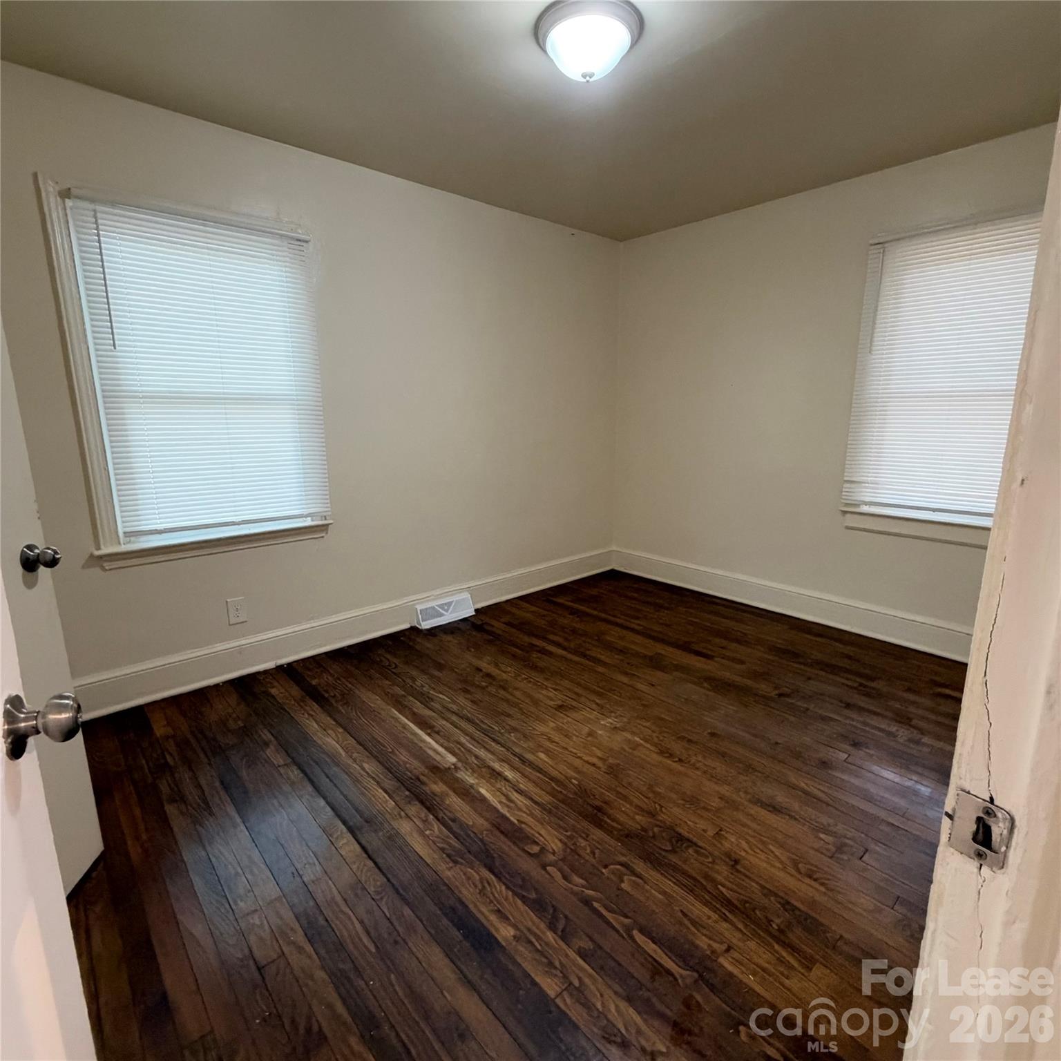 Apartment at 820 West Boulevard, Charlotte, photo 7 of 7