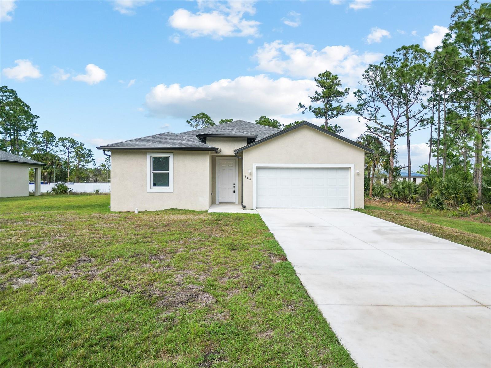 566 WOODVIEW DR