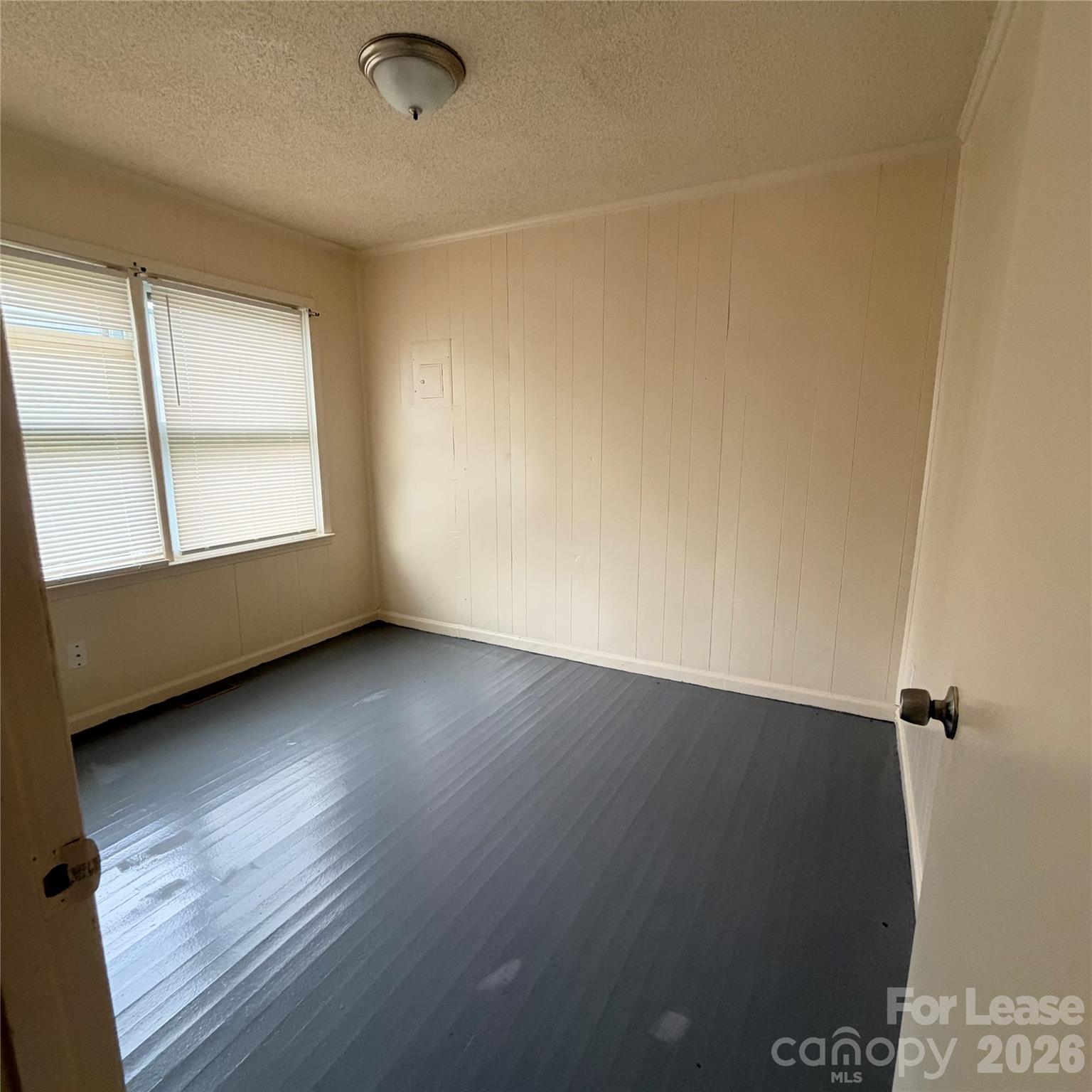 Apartment at 1661 Montana Drive, Charlotte, photo 6 of 6