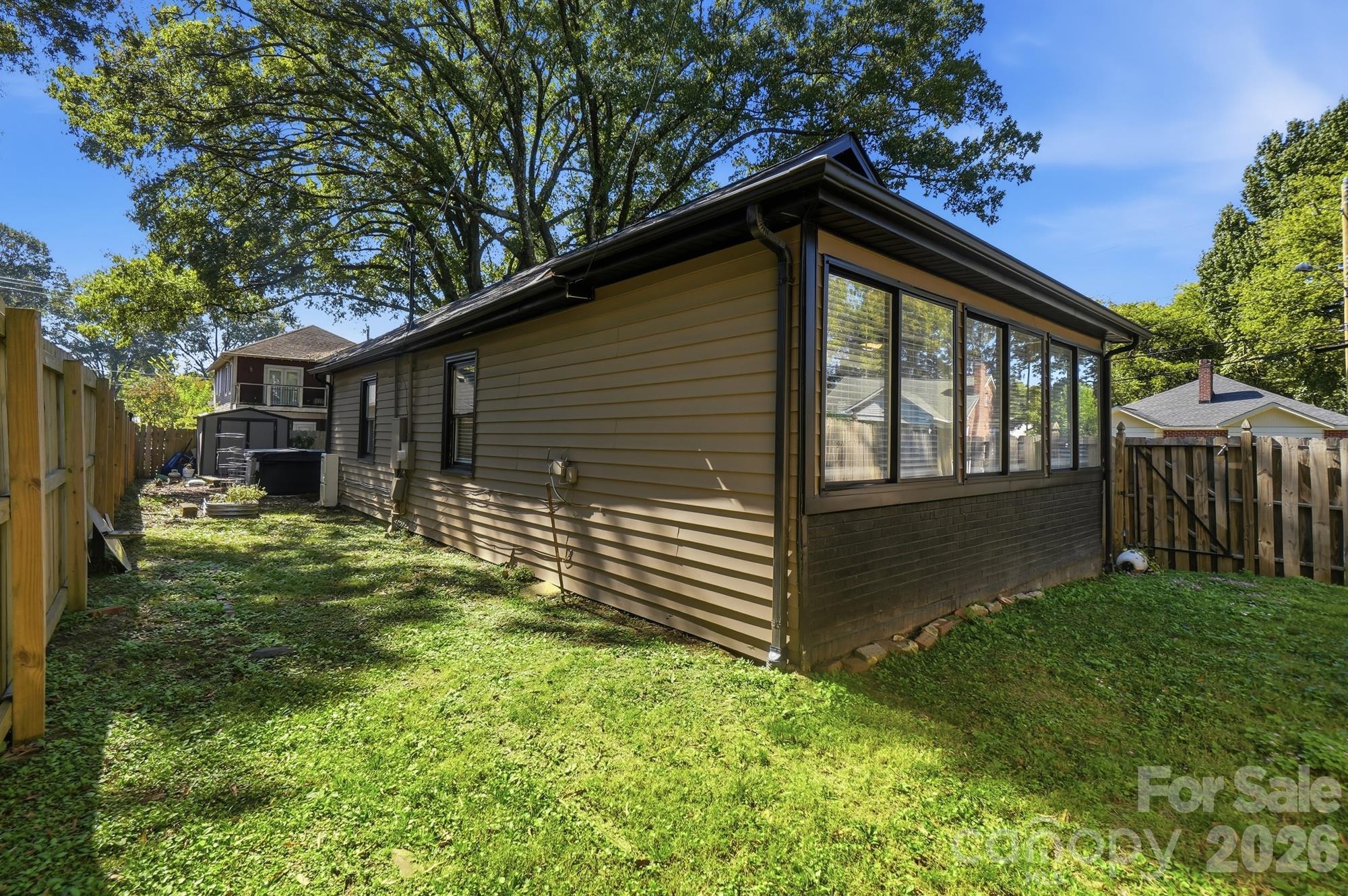 Single Family Residence at 1545 Wickford Place, Charlotte, photo 19 of 20