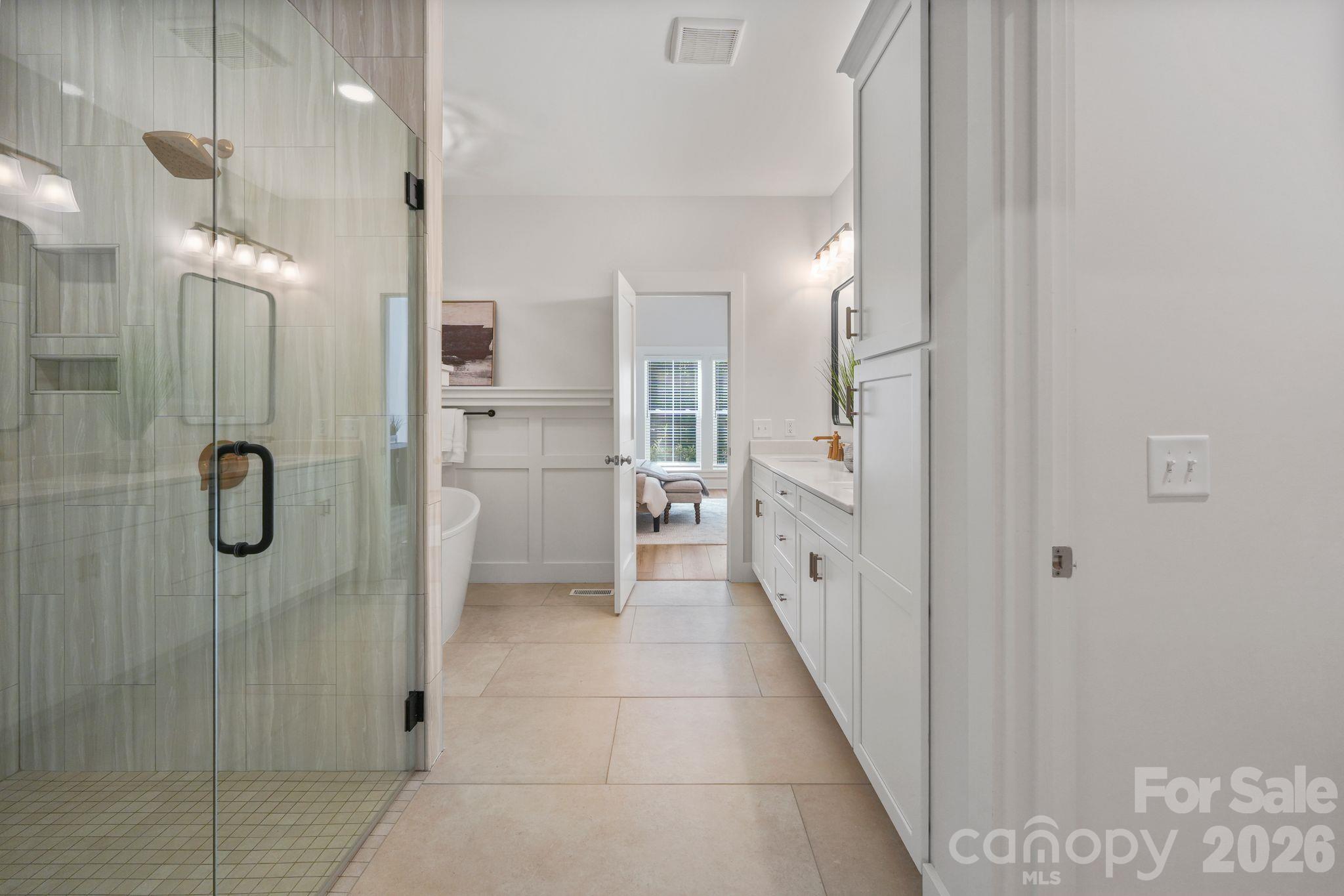 Single Family Residence at 2866 Backwoods Trail, Denver, photo 25 of 44