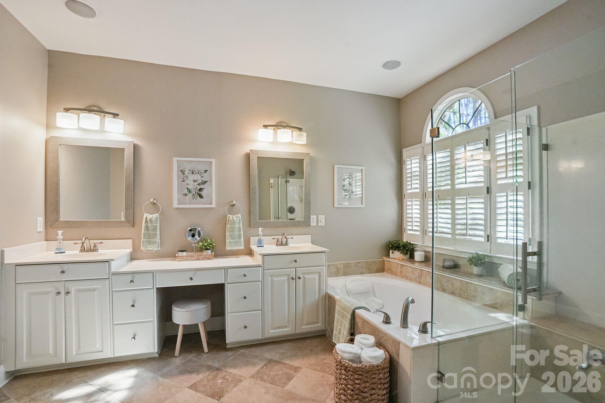 Single Family Residence at 16131 Cranleigh Drive, Huntersville, photo 25 of 45
