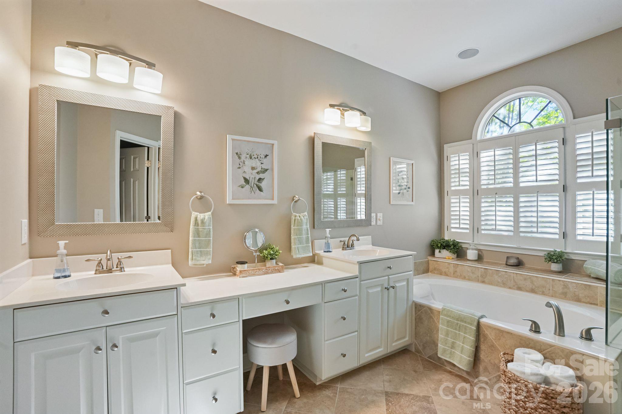 Single Family Residence at 16131 Cranleigh Drive, Huntersville, photo 26 of 45