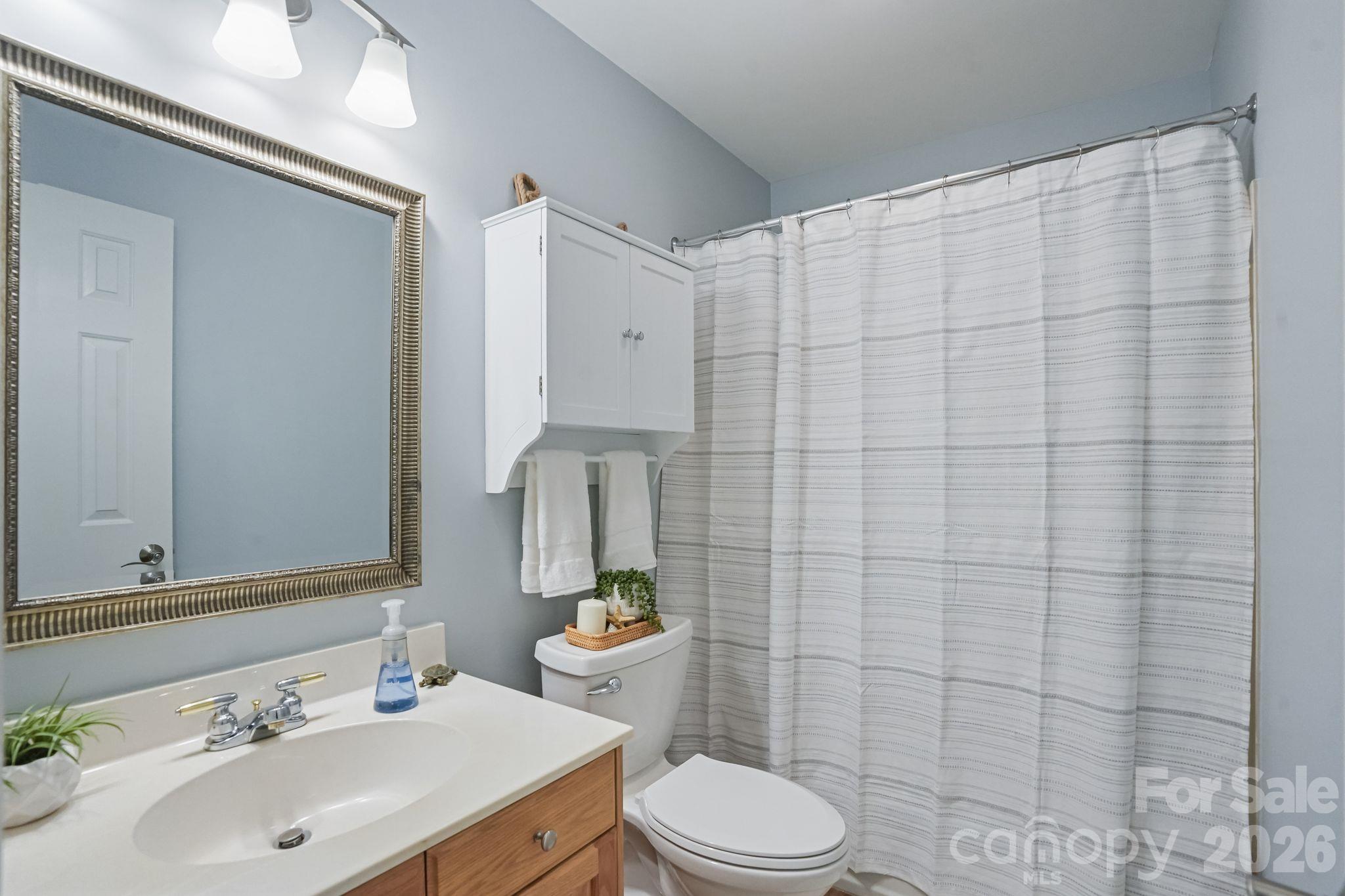 Single Family Residence at 16131 Cranleigh Drive, Huntersville, photo 33 of 45
