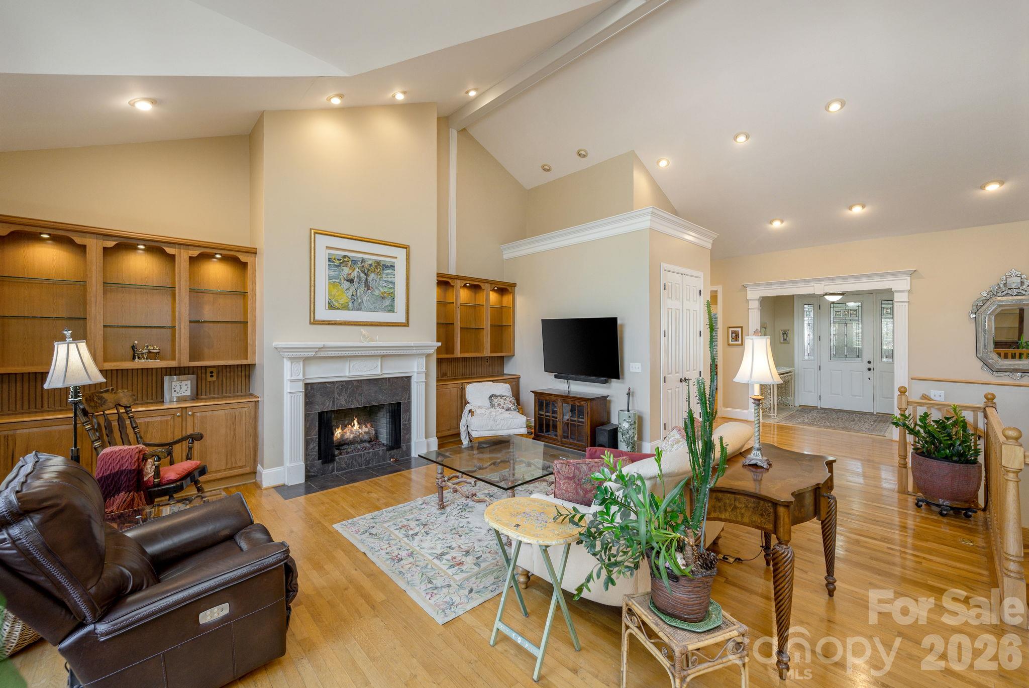 Single Family Residence at 111 Cub Run, Flat Rock, photo 11 of 48