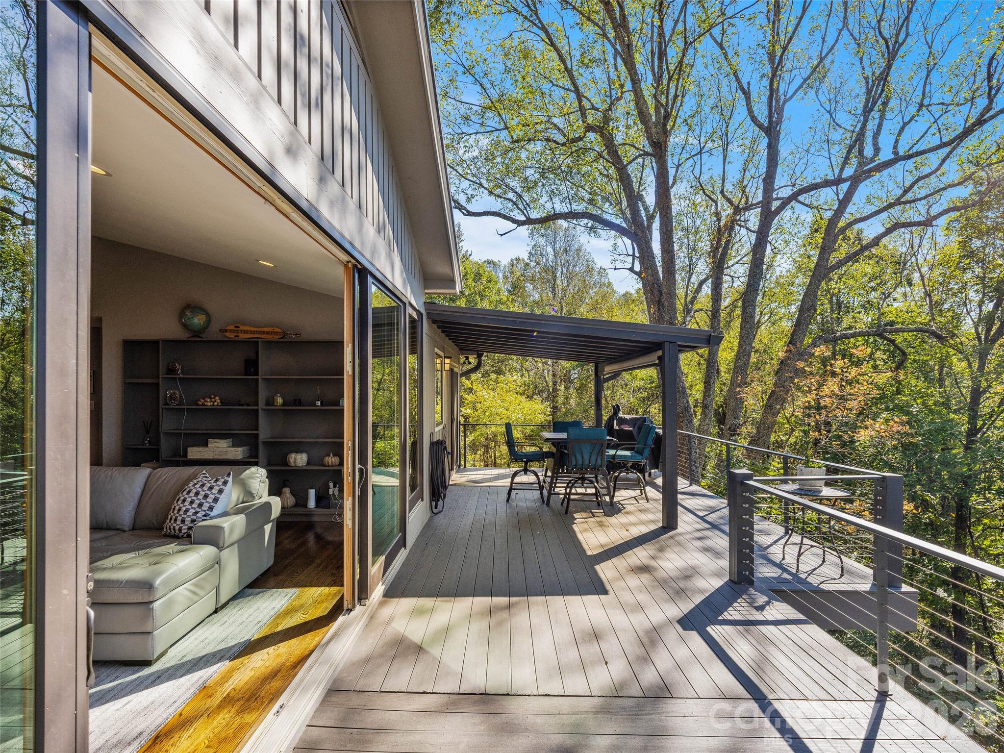 Entry to the deck from every room - 21 Peach Knob Drive, Asheville