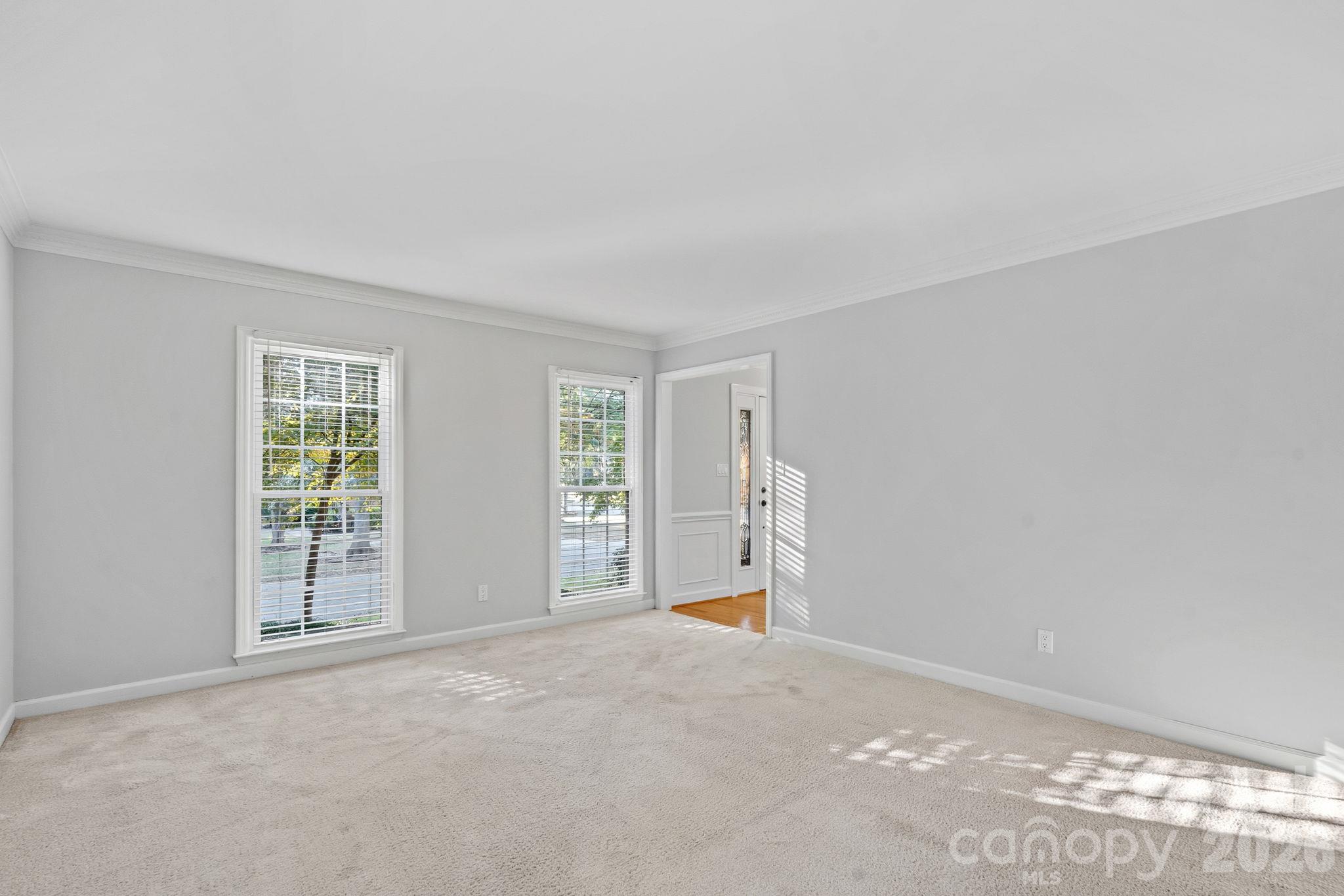 Single Family Residence at 2716 Oldenway Drive, Charlotte, photo 16 of 45
