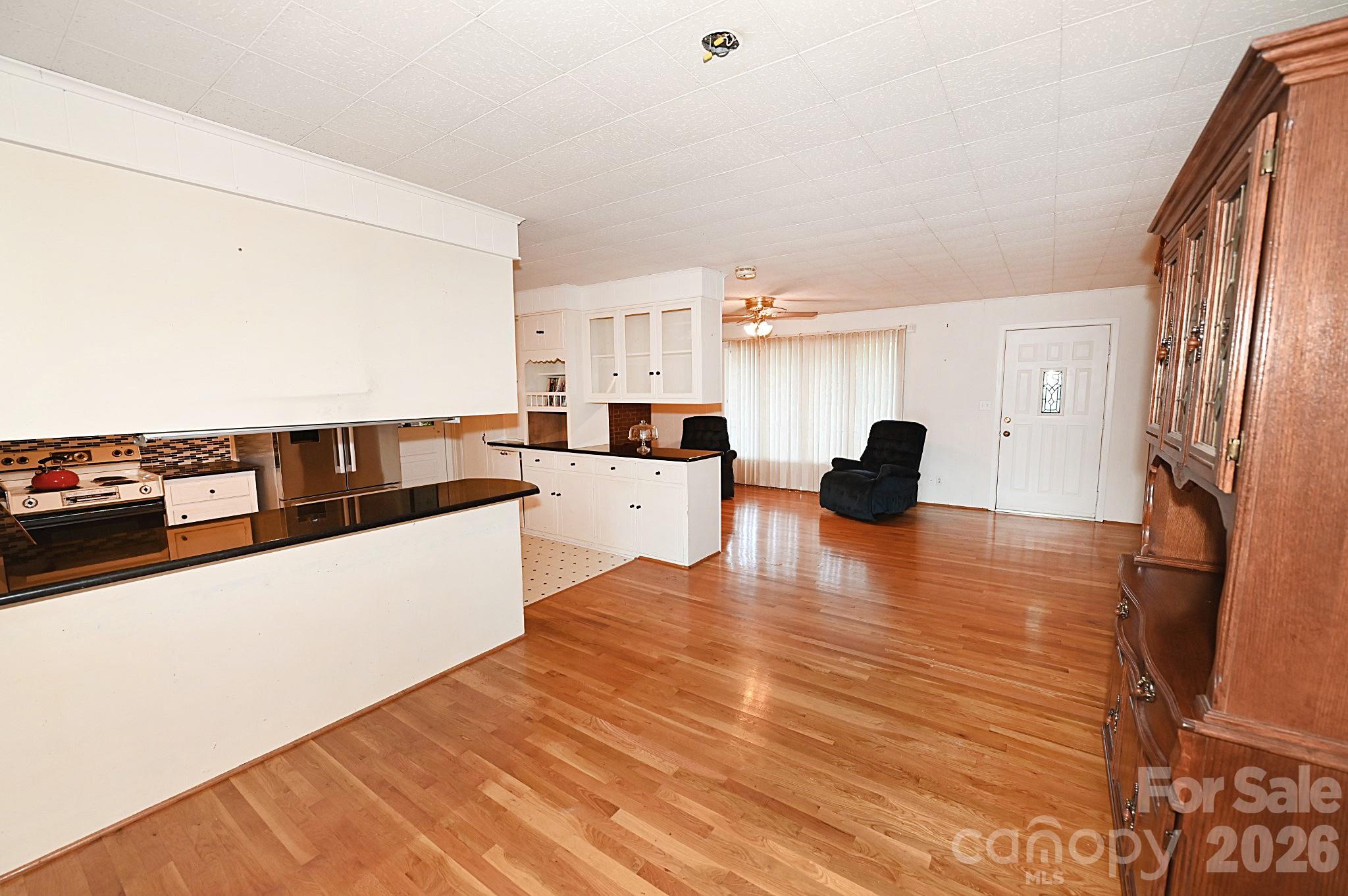 Single Family Residence at 7320 Old Laurel Road, Hickory, photo 11 of 22