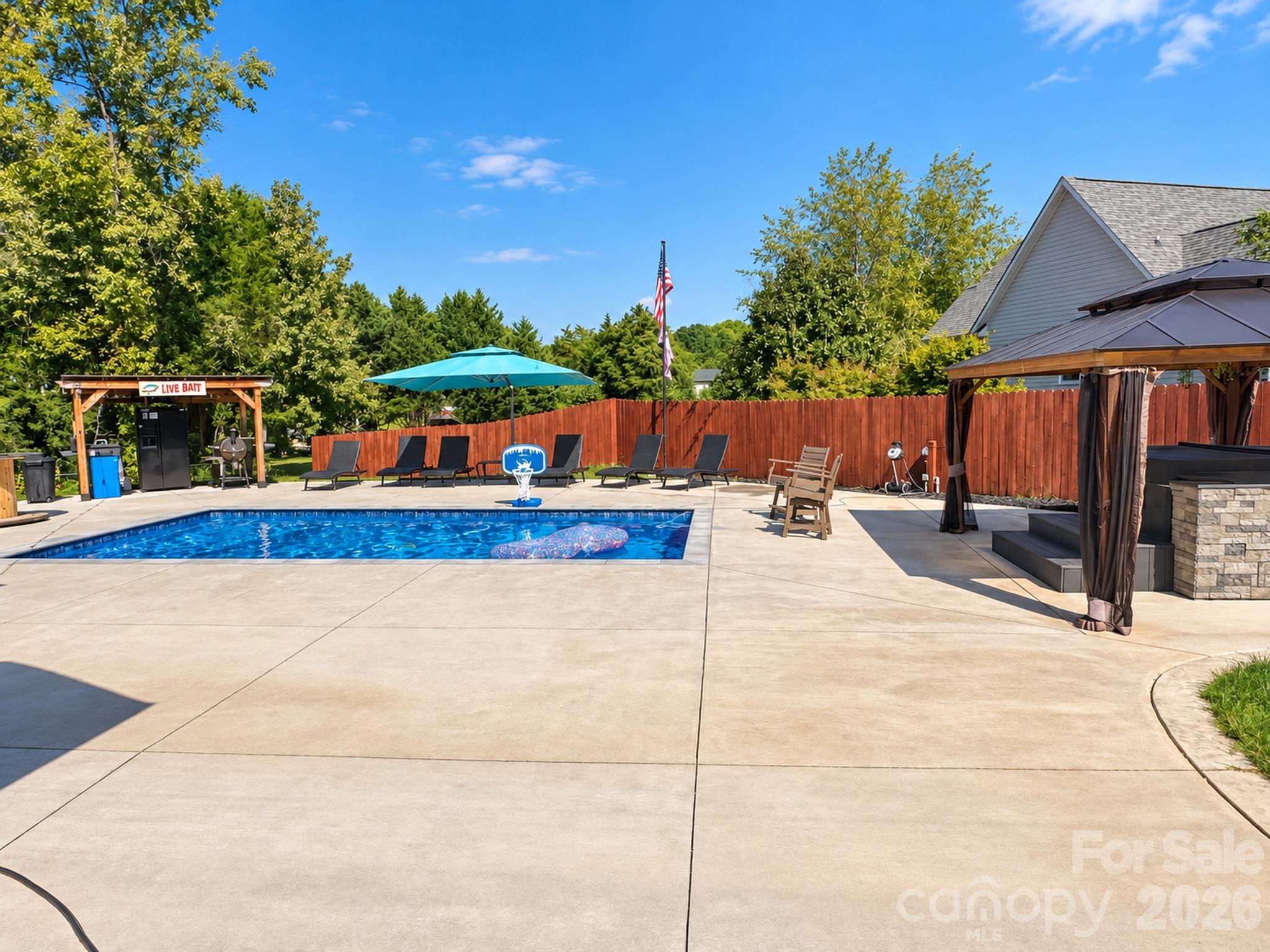 Single Family Residence at 862 Tirzah Road, York, photo 3 of 47