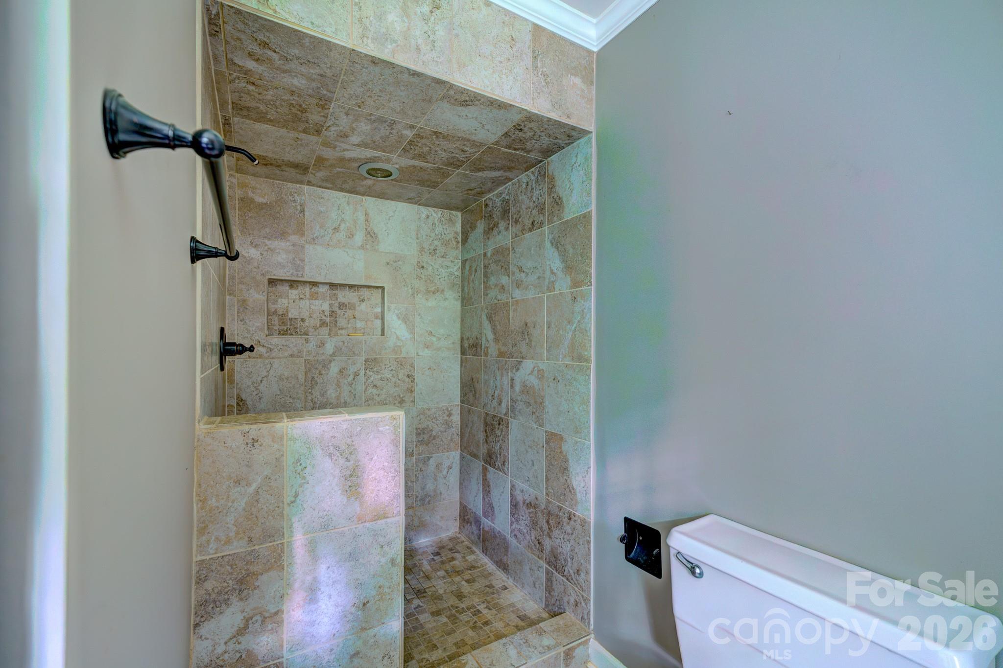 Single Family Residence at 205 Forest Dellinger Road, Bessemer City, photo 9 of 21