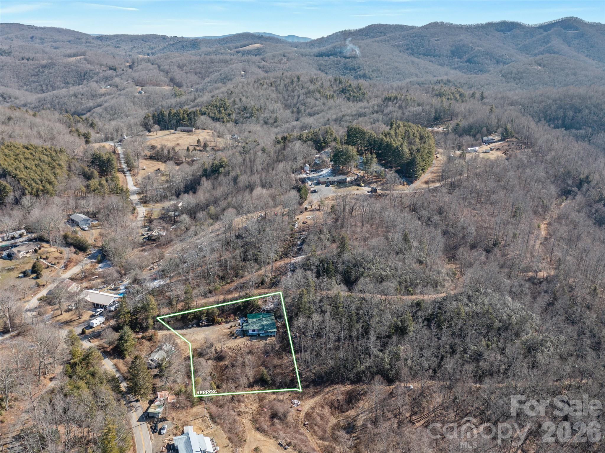 Approximate lot lines - 215 High View Trail, Burnsville