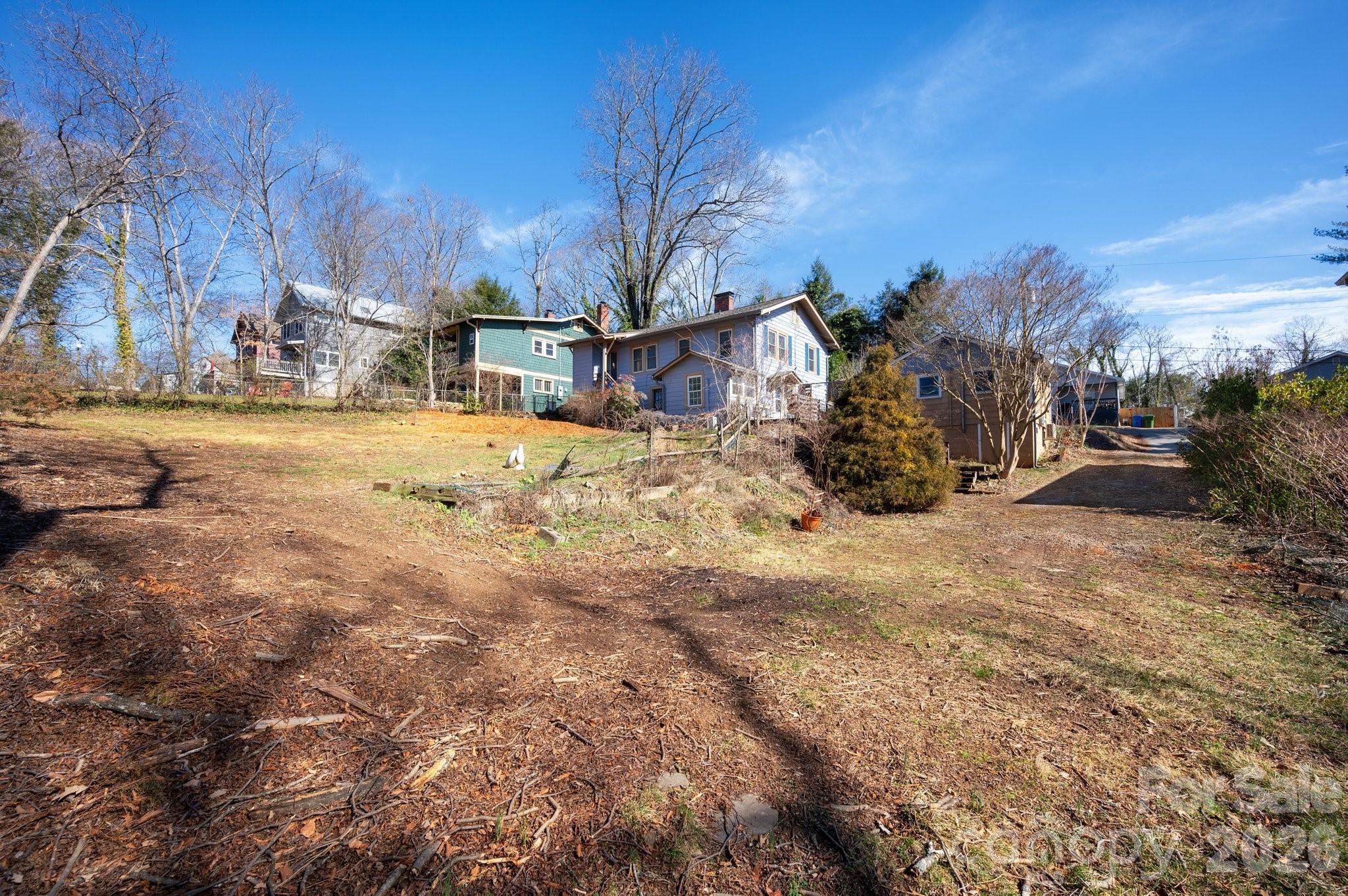 Triplex at 17 & 19 Hubbard Avenue, Asheville, photo 29 of 42