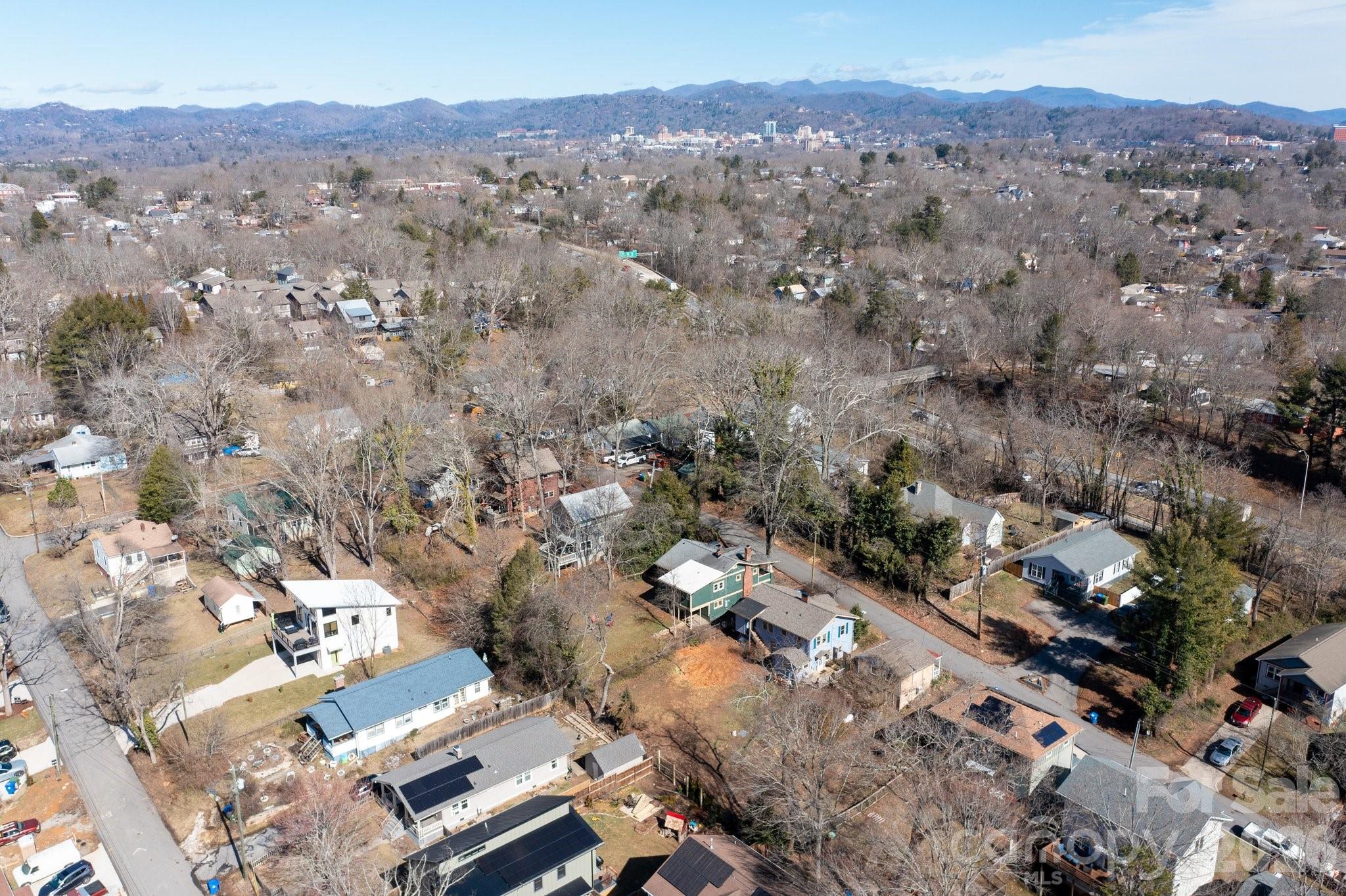 Triplex at 17 & 19 Hubbard Avenue, Asheville, photo 38 of 42