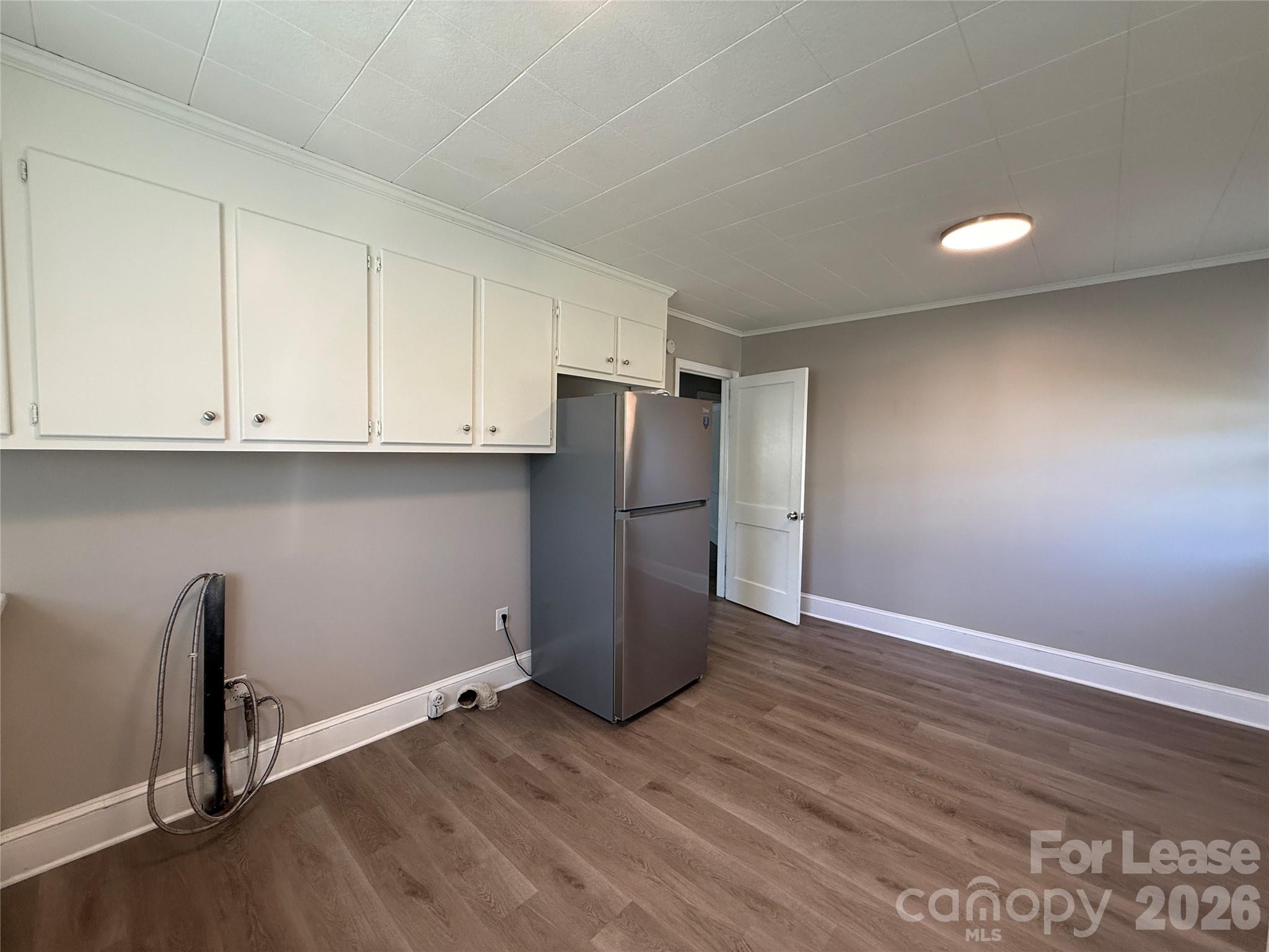 Single Family Residence at 113 Garrison Drive, Belmont, photo 6 of 14