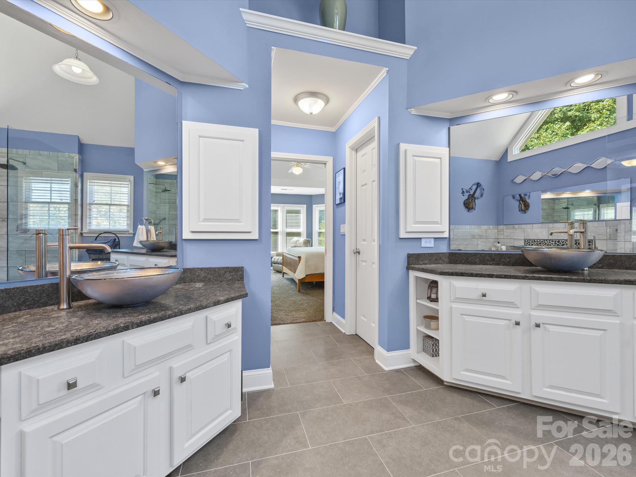 Single Family Residence at 9014 Oxfordshire Court, Huntersville, photo 13 of 24