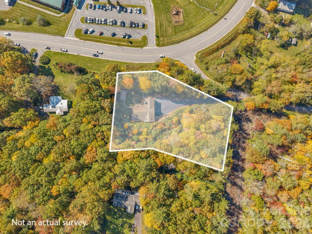 Single Family Residence at 573 Watauga Street, Newland, photo 5 of 47